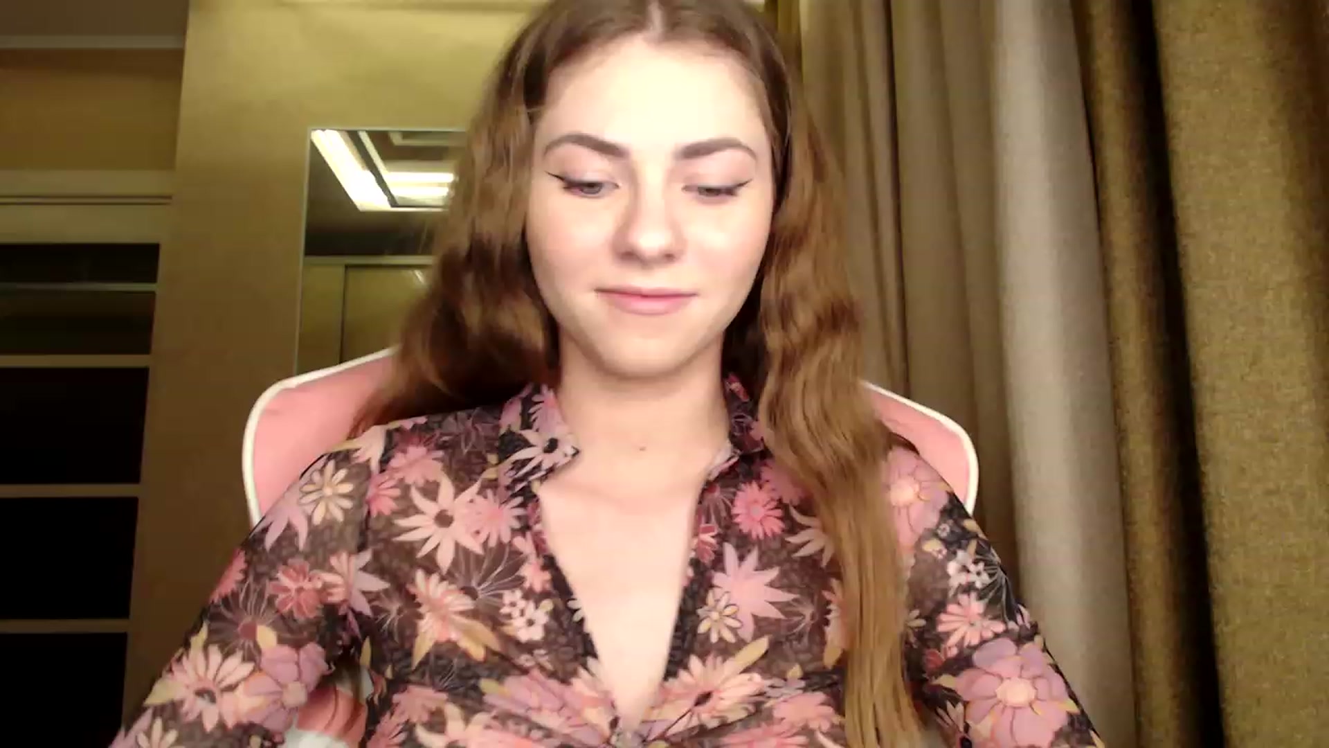 Gallery image thumbnail from VanillaAis_'s myfreecams stream on, 02/28/2023, 20:49 image 1 of 20