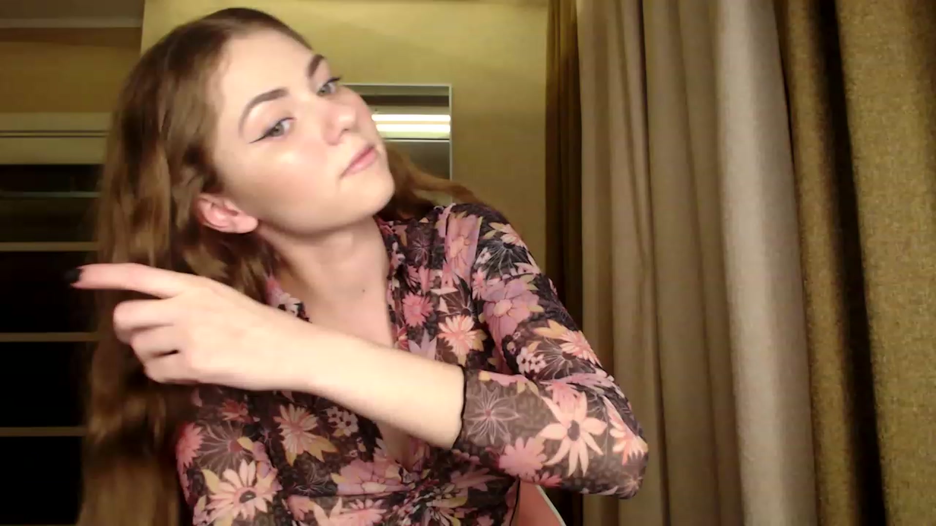 Gallery image thumbnail from VanillaAis_'s myfreecams stream on, 02/28/2023, 20:49 image 5 of 20
