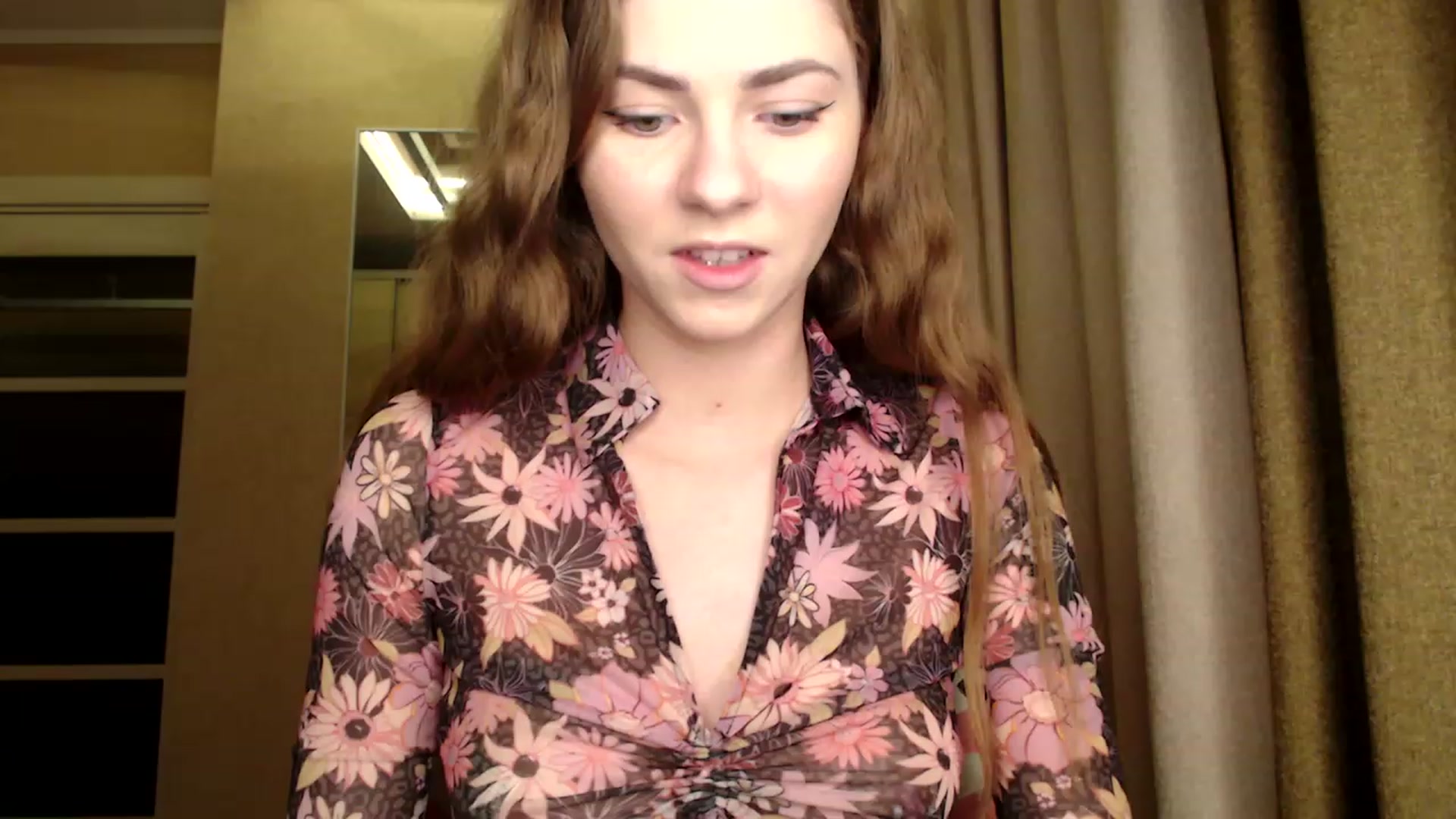 Gallery image thumbnail from VanillaAis_'s myfreecams stream on, 02/28/2023, 20:49 image 11 of 20