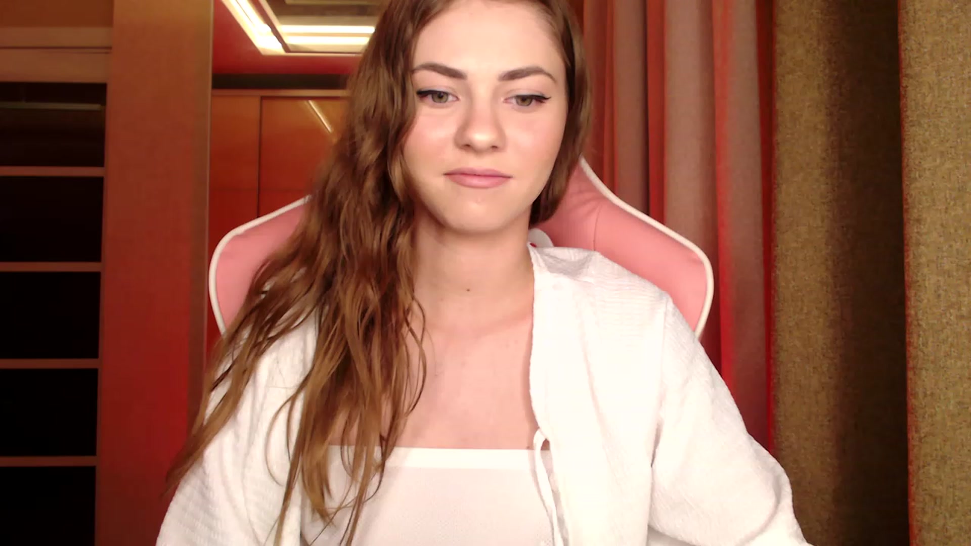 Gallery image thumbnail from VanillaAis_'s myfreecams stream on, 03/18/2023, 21:02 image 7 of 20