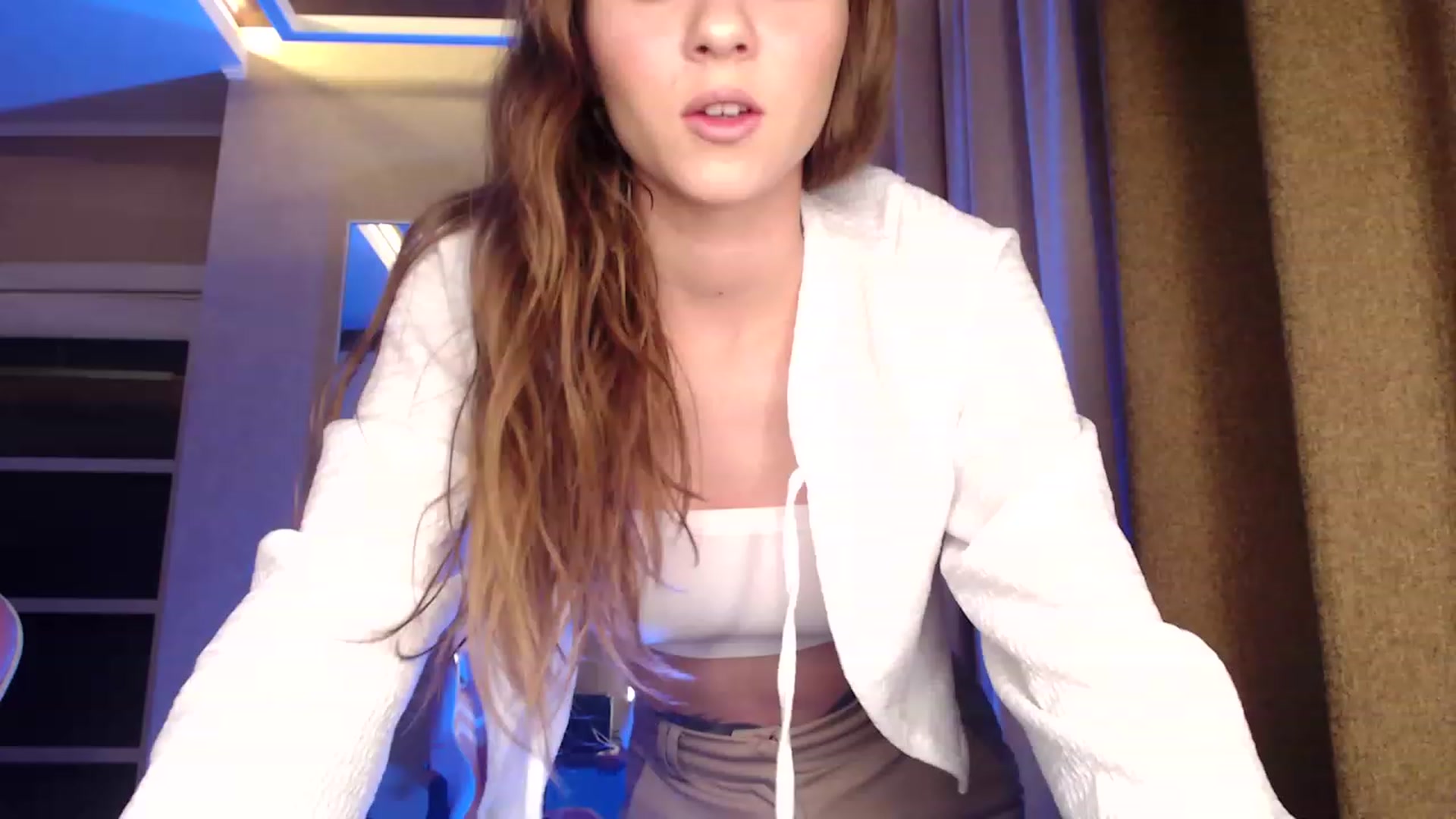 Gallery image thumbnail from VanillaAis_'s myfreecams stream on, 03/18/2023, 21:02 image 11 of 20