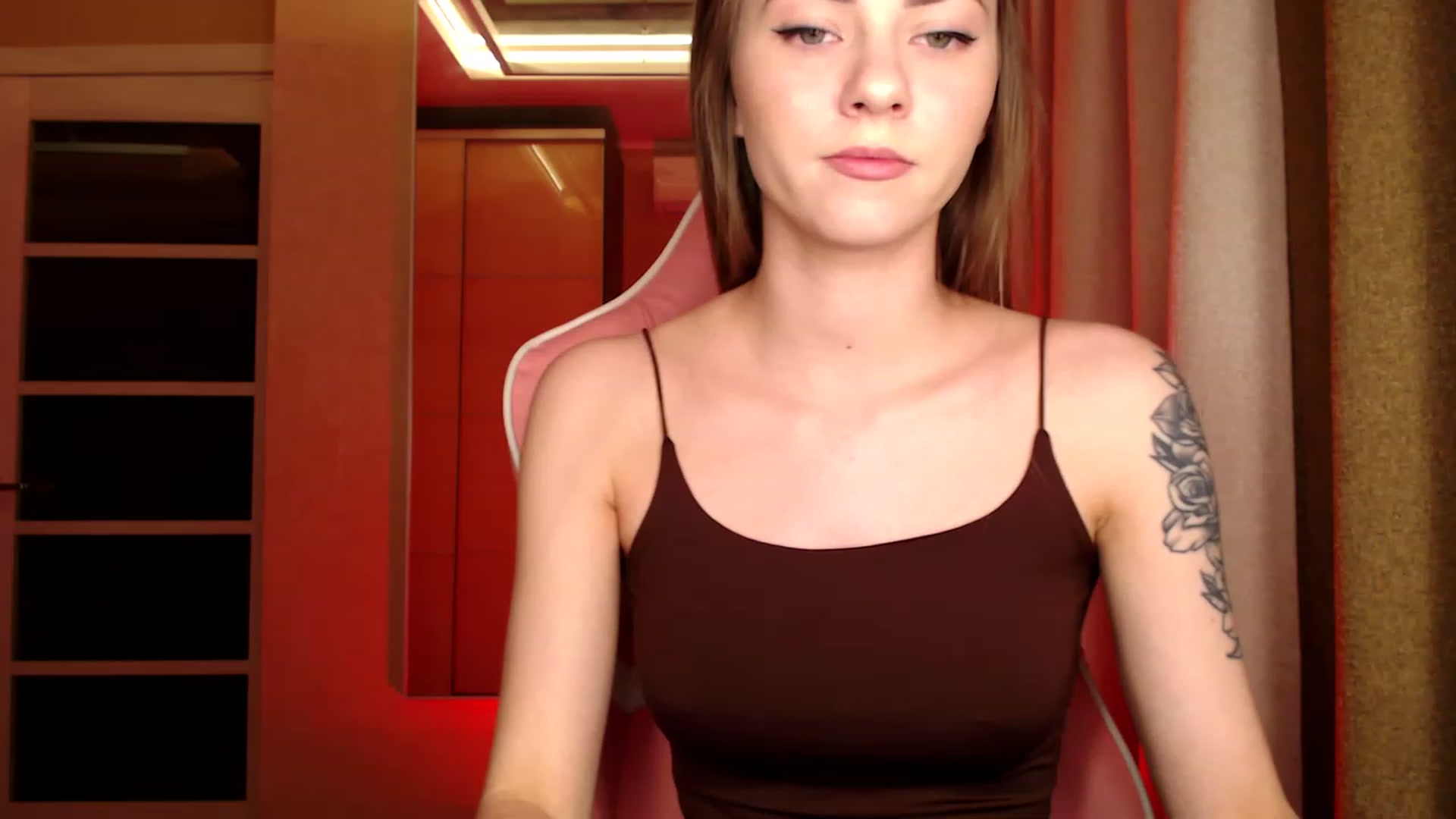 Gallery image thumbnail from VanillaAis_'s myfreecams stream on, 03/22/2023, 20:58 image 12 of 20