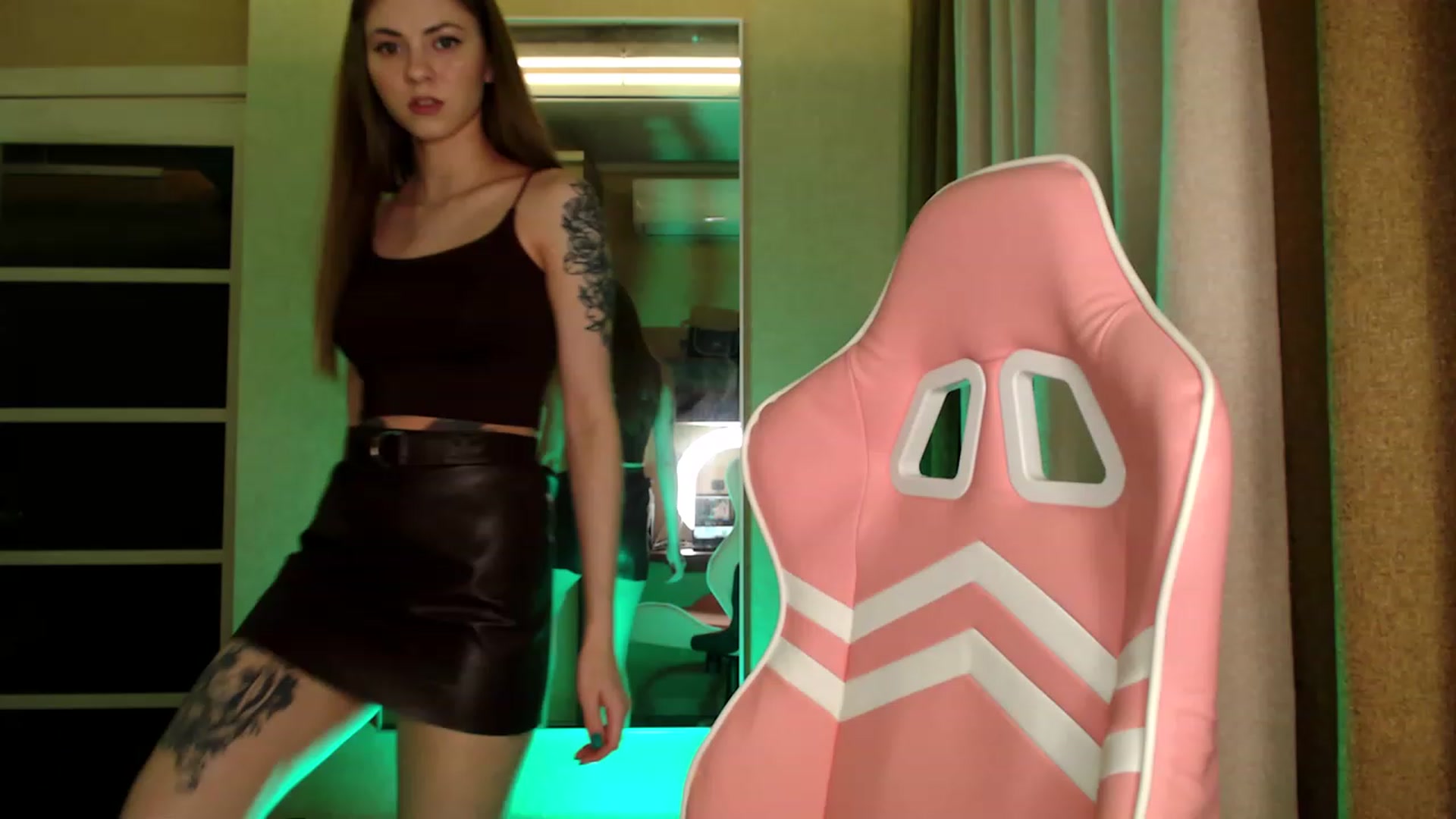 Gallery image thumbnail from VanillaAis_'s myfreecams stream on, 03/22/2023, 20:58 image 3 of 20