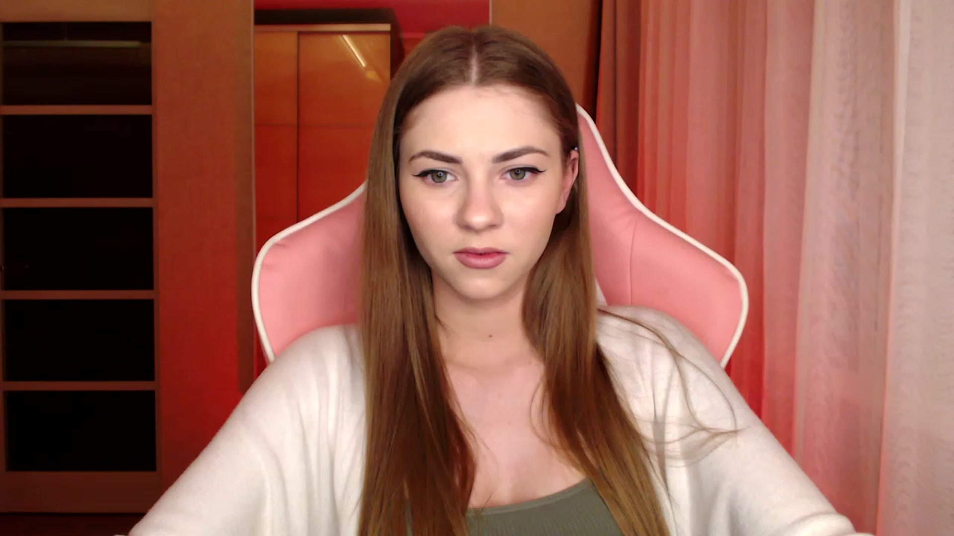 Gallery image thumbnail from VanillaAis_'s myfreecams stream on, 04/02/2023, 17:07 image 16 of 20