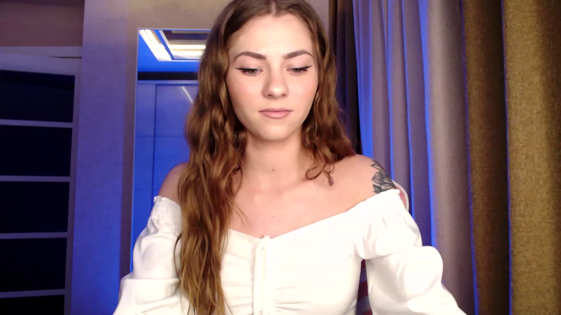 Gallery image thumbnail from VanillaAis_'s myfreecams stream on, 04/15/2023, 16:43 image 9 of 20