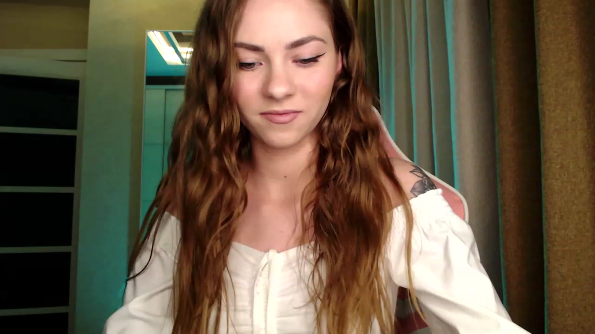Gallery image thumbnail from VanillaAis_'s myfreecams stream on, 04/15/2023, 16:43 image 13 of 20