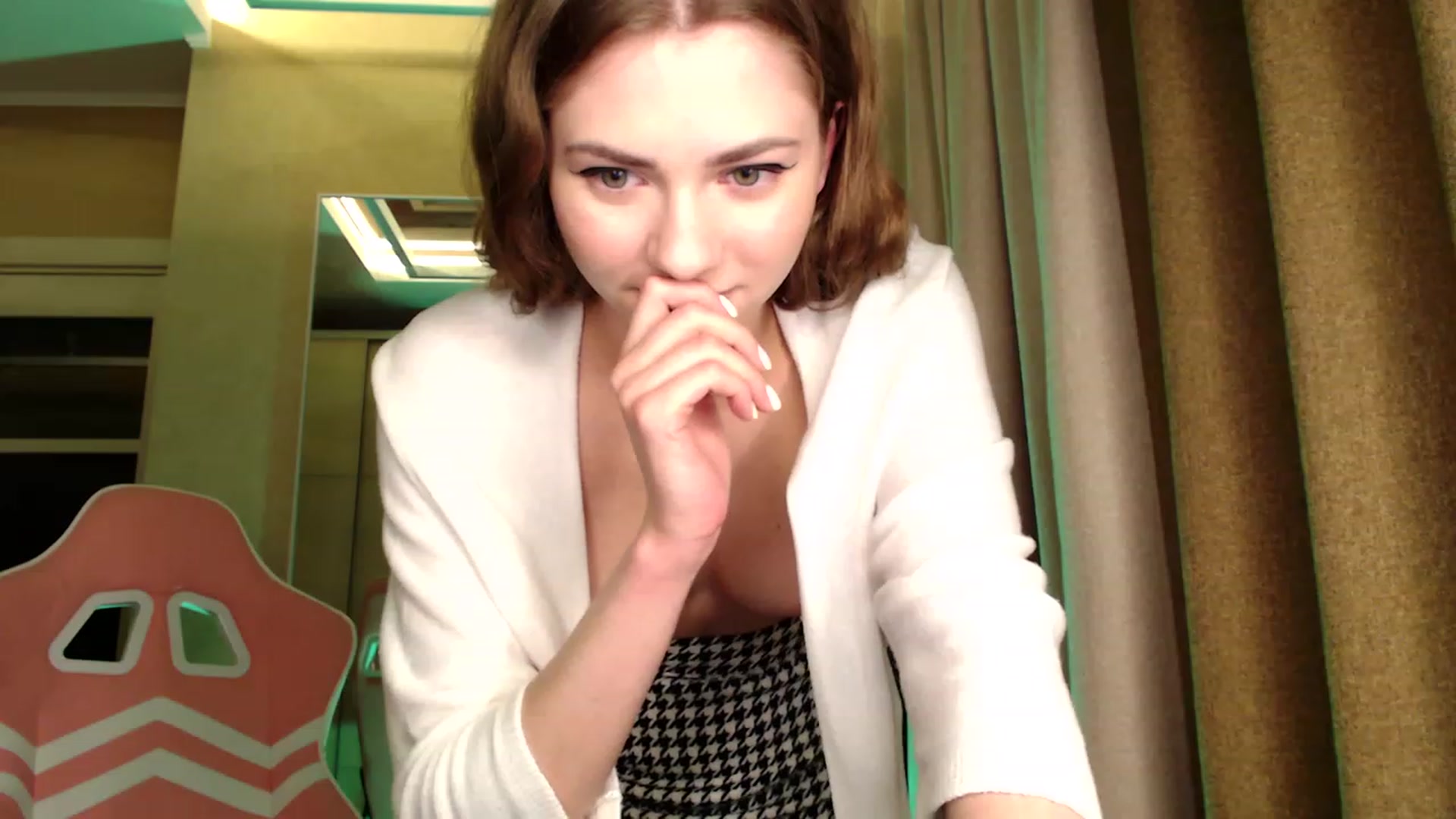 Gallery image thumbnail from VanillaAis_'s myfreecams stream on, 04/15/2023, 18:54 image 19 of 20