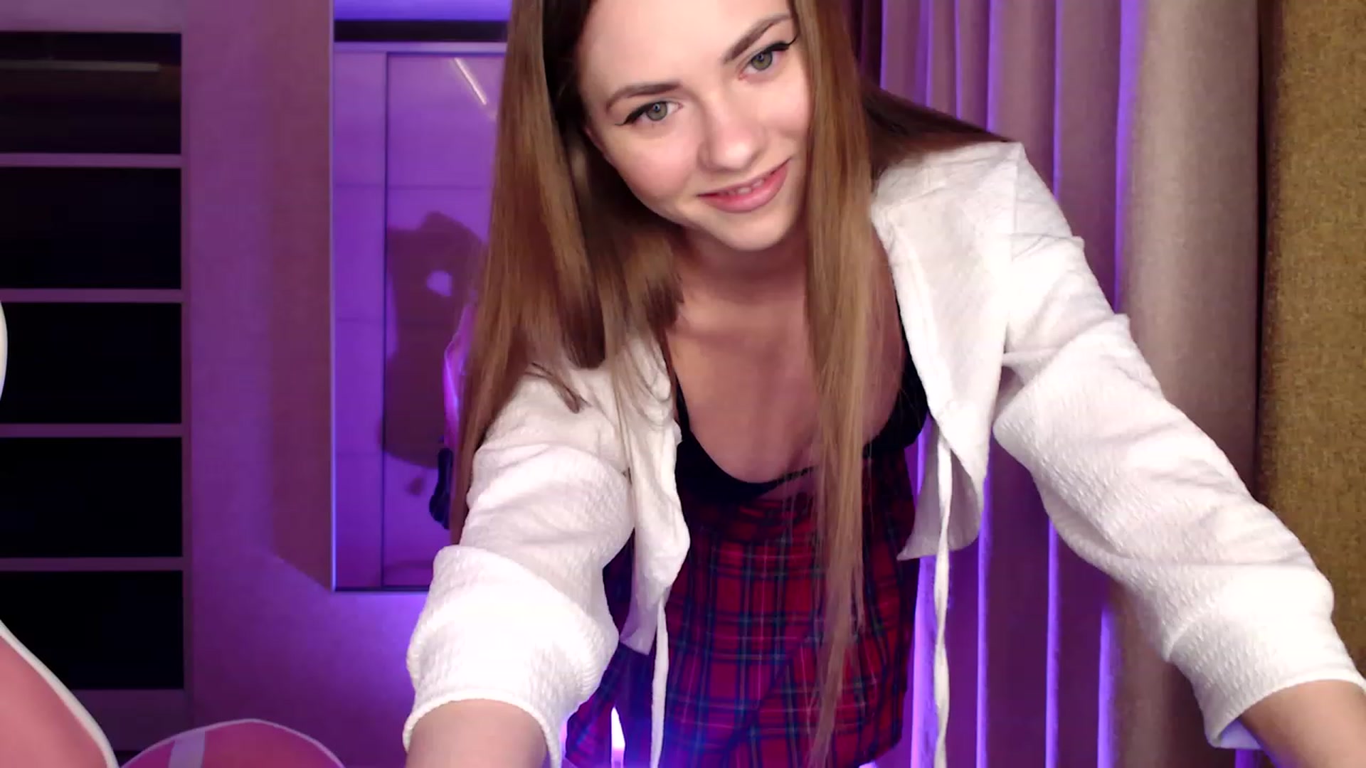 Gallery image thumbnail from VanillaAis_'s myfreecams stream on, 04/30/2023, 20:37 image 1 of 20