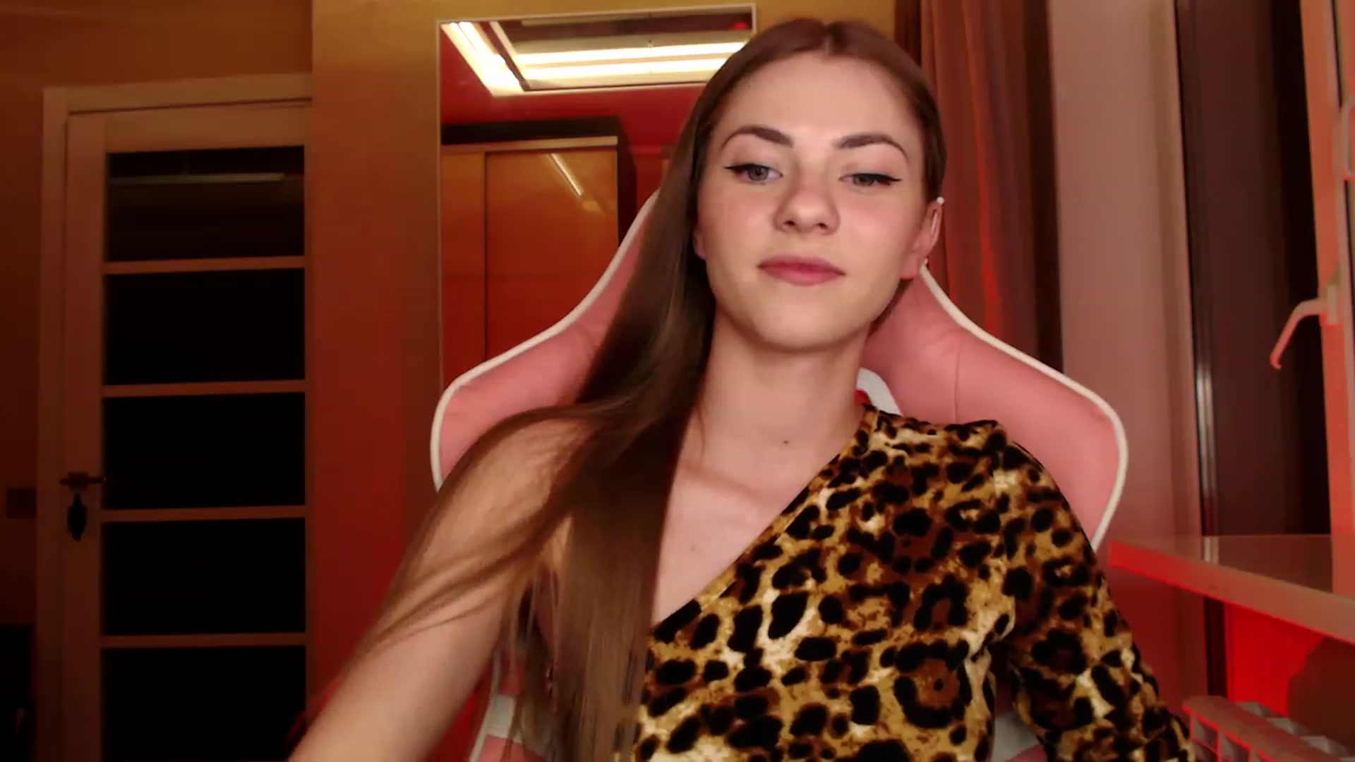 Gallery image thumbnail from VanillaAis_'s myfreecams stream on, 06/03/2023, 22:11 image 16 of 20