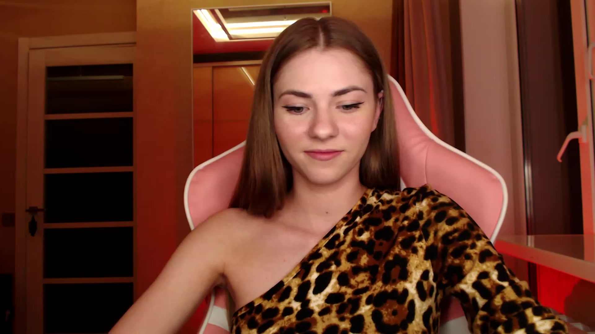 Gallery image thumbnail from VanillaAis_'s myfreecams stream on, 06/03/2023, 22:11 image 18 of 20
