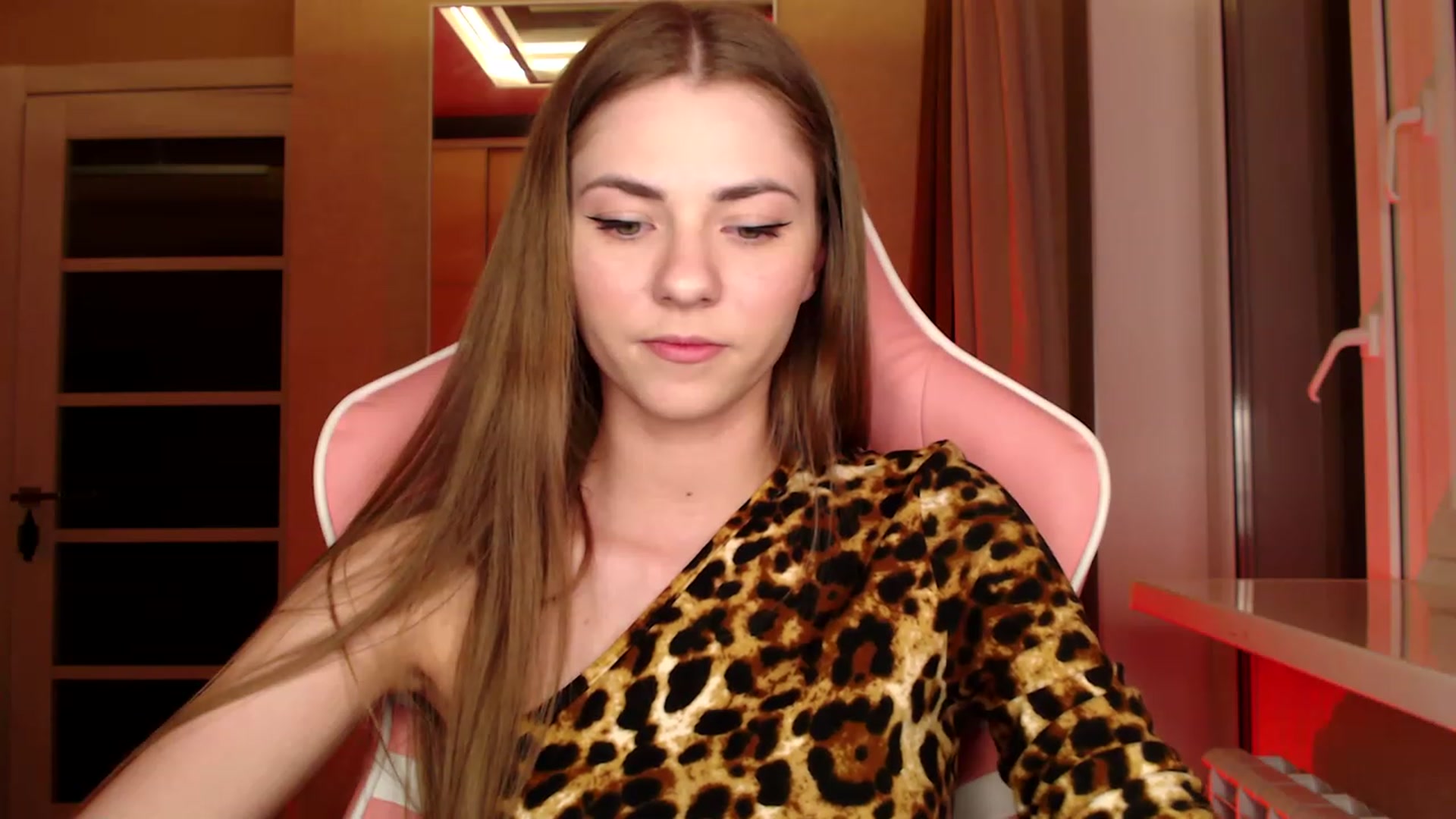 Gallery image thumbnail from VanillaAis_'s myfreecams stream on, 06/03/2023, 22:11 image 11 of 20