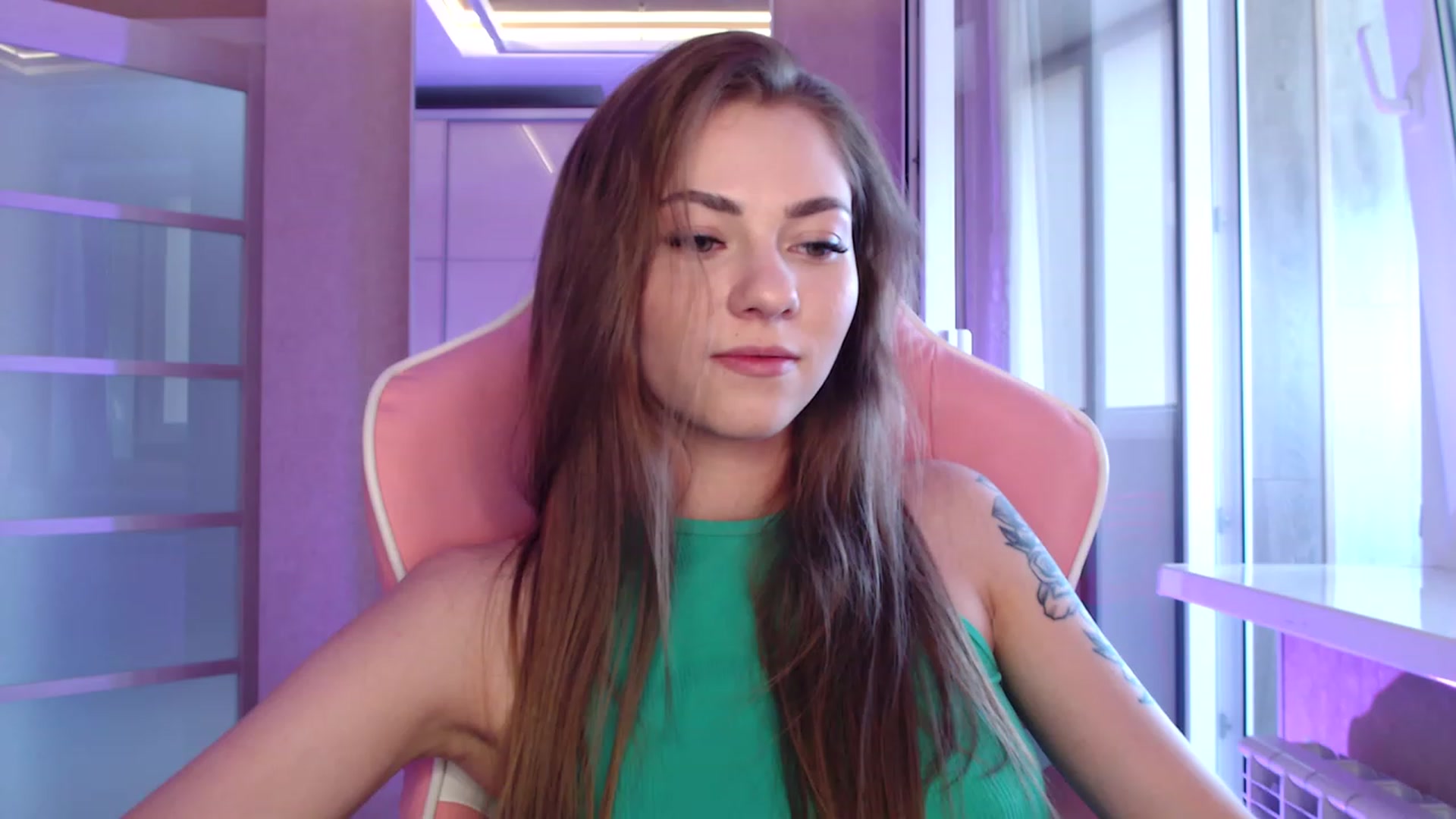 Gallery image thumbnail from VanillaAis_'s myfreecams stream on, 09/02/2023, 10:36 image 10 of 20