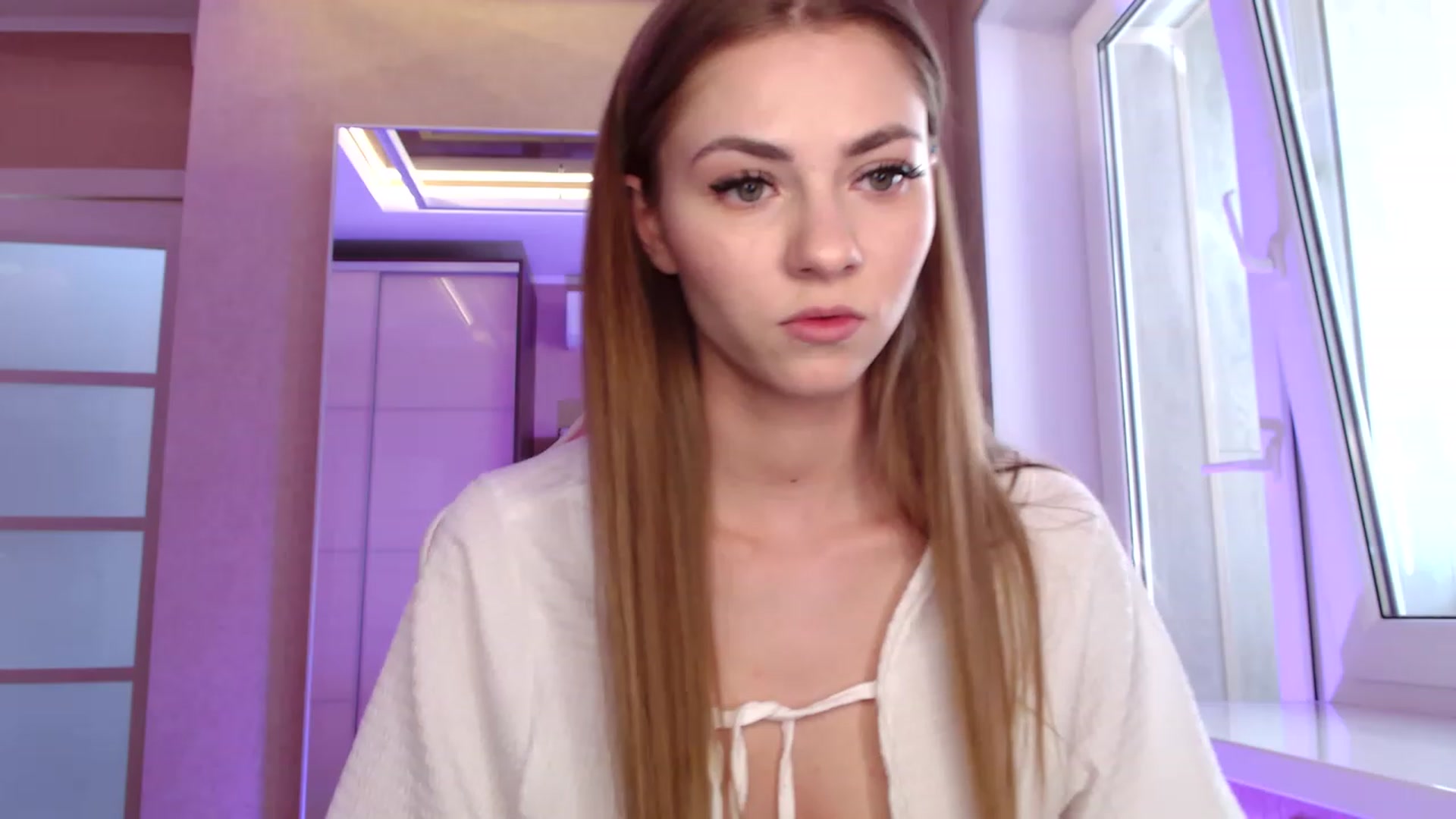 Gallery image thumbnail from VanillaAis_'s myfreecams stream on, 09/27/2023, 11:18 image 18 of 20