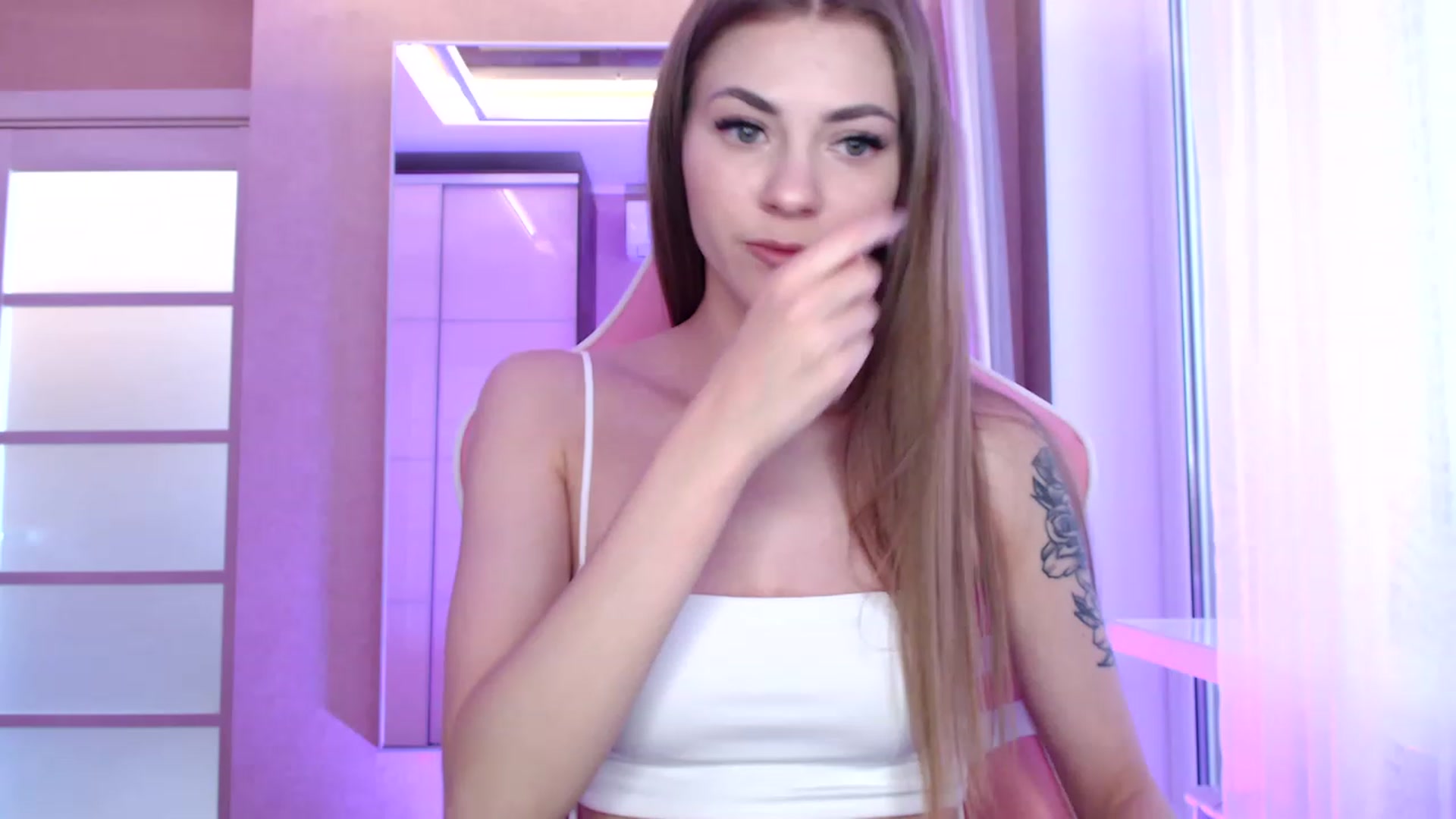 Gallery image thumbnail from VanillaAis_'s myfreecams stream on, 10/14/2023, 10:58 image 9 of 20