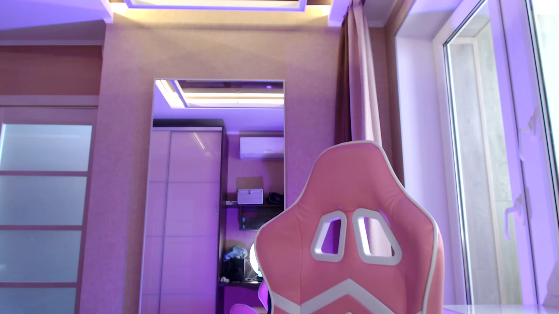 Gallery image thumbnail from VanillaAis_'s myfreecams stream on, 10/15/2023, 11:44 image 19 of 20
