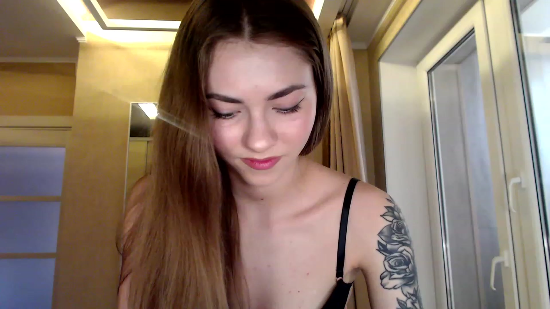 Gallery image thumbnail from VanillaAis_'s myfreecams stream on, 12/31/2023, 14:03 image 6 of 20