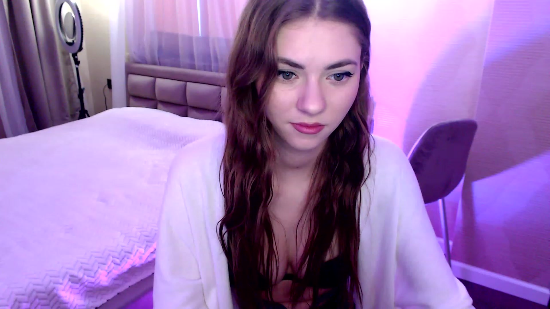 Gallery image thumbnail from VanillaAis_'s myfreecams stream on, 01/24/2024, 14:31 image 7 of 20