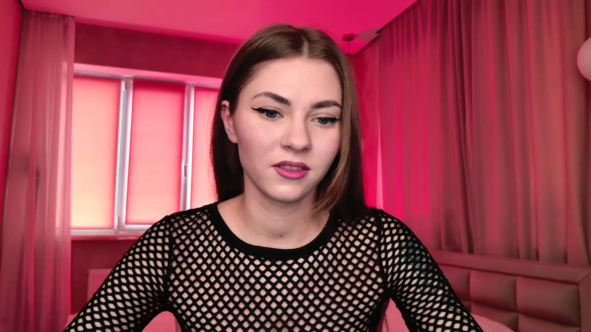Gallery image thumbnail from VanillaAis_'s myfreecams stream on, 02/08/2024, 12:30 image 18 of 20