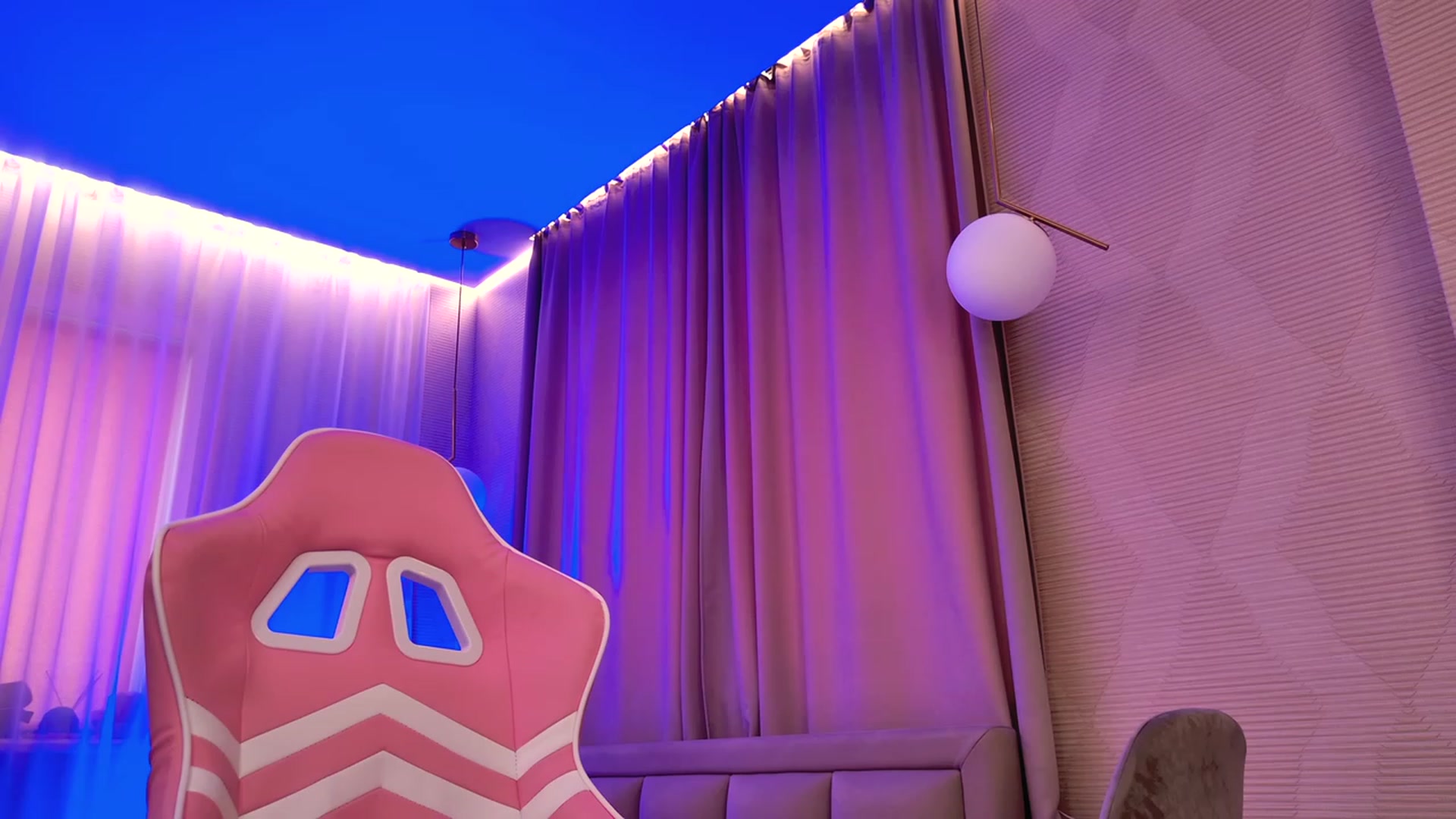 Gallery image thumbnail from VanillaAis_'s myfreecams stream on, 03/14/2024, 13:02 image 1 of 20