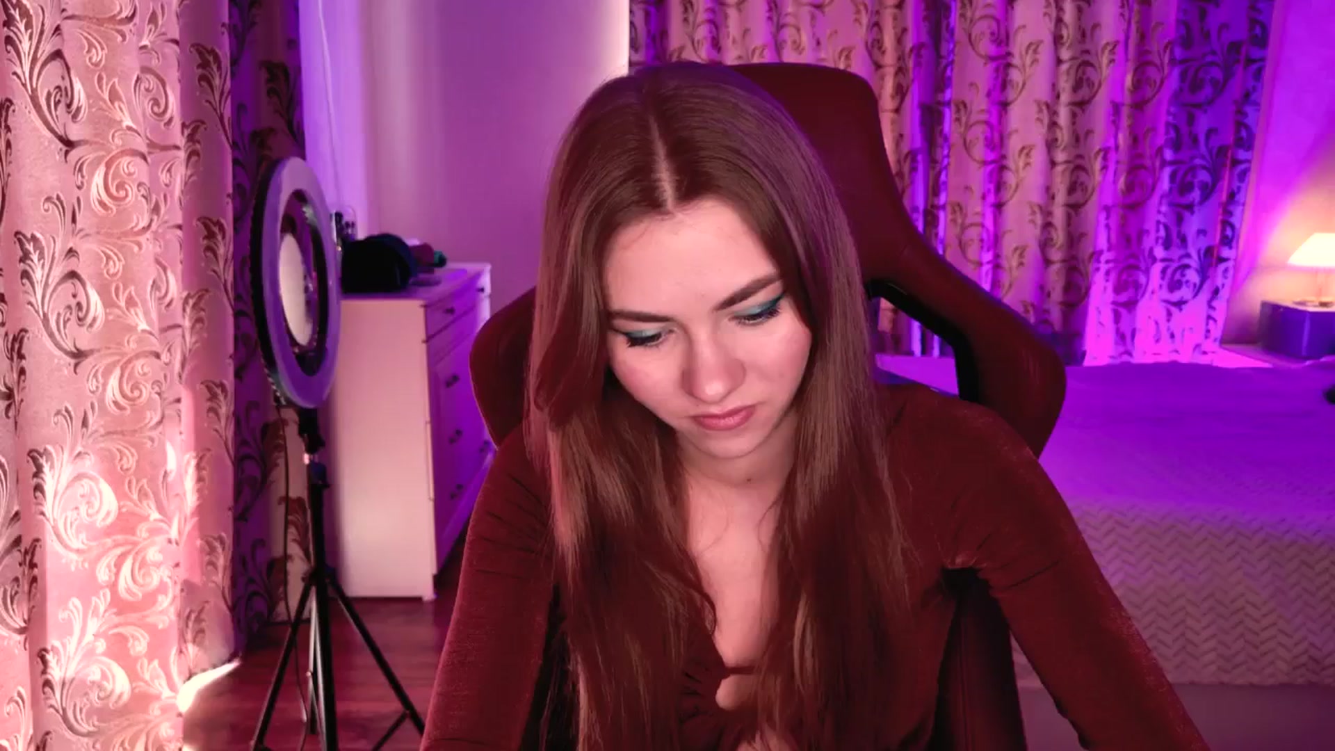 Gallery image thumbnail from VanillaAis_'s myfreecams stream on, 06/03/2024, 11:11 image 2 of 20