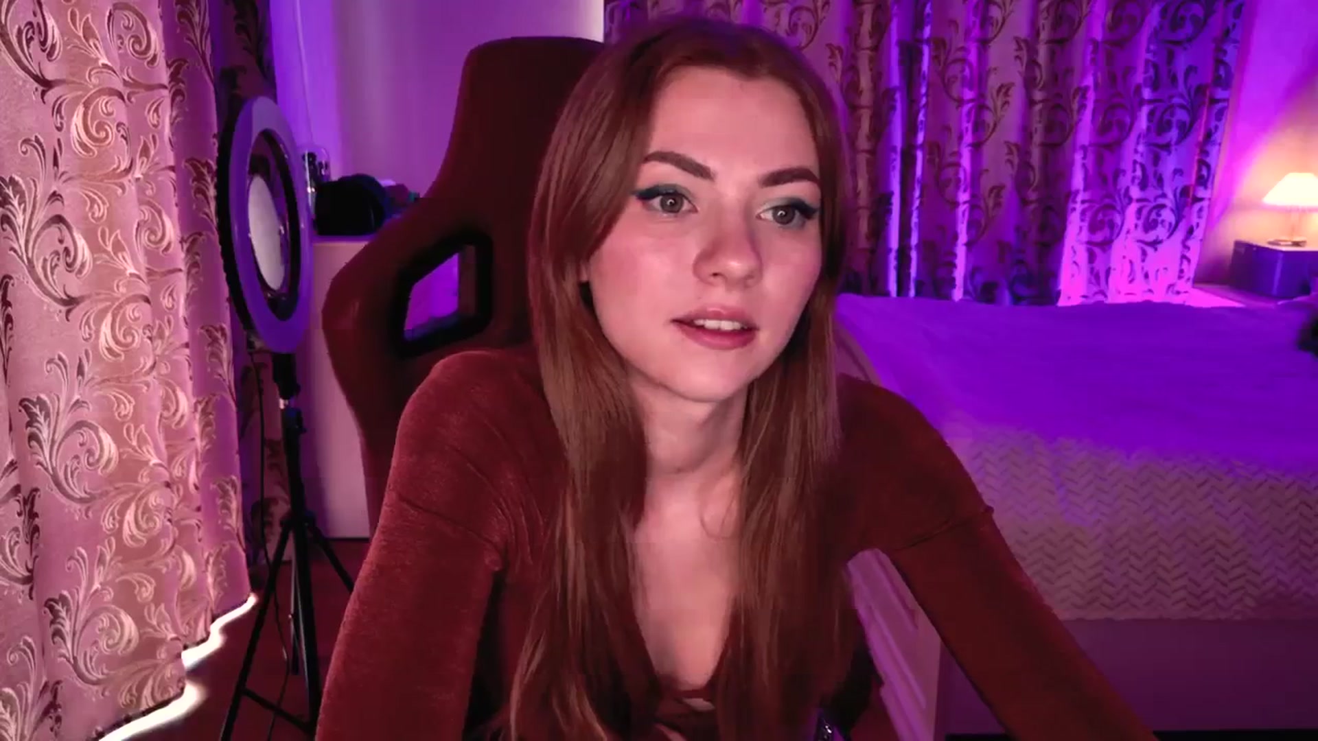 Gallery image thumbnail from VanillaAis_'s myfreecams stream on, 06/03/2024, 12:21 image 15 of 20