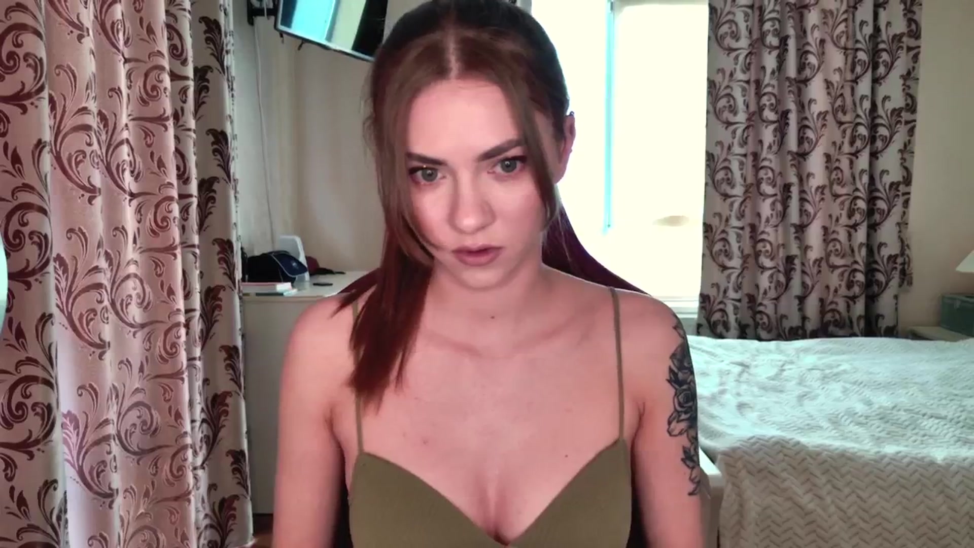 Gallery image thumbnail from VanillaAis_'s myfreecams stream on, 06/05/2024, 14:38 image 8 of 20