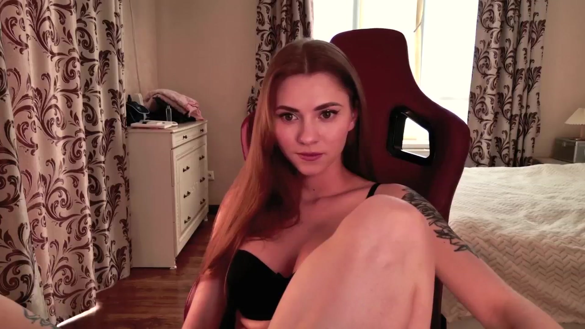Gallery image thumbnail from VanillaAis_'s myfreecams stream on, 06/13/2024, 13:49 image 10 of 20