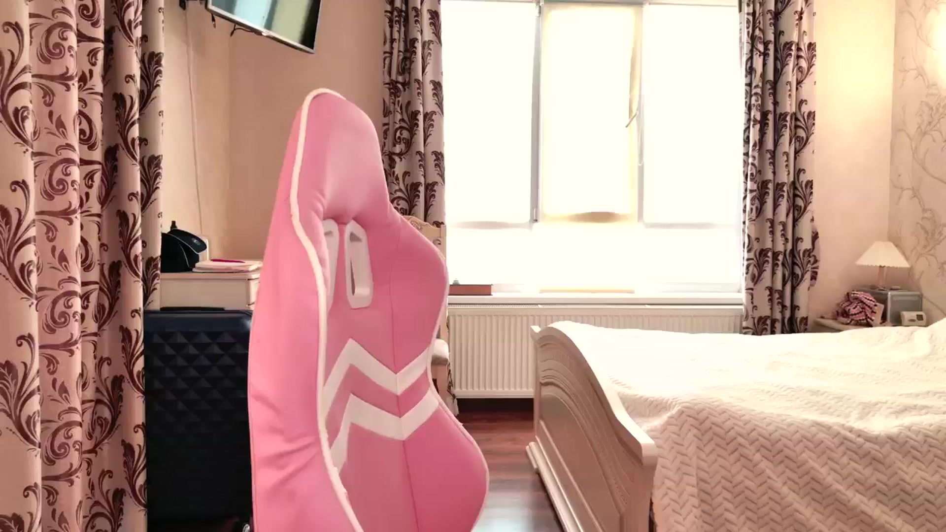 Gallery image thumbnail from VanillaAis_'s myfreecams stream on, 06/29/2024, 15:19 image 2 of 20