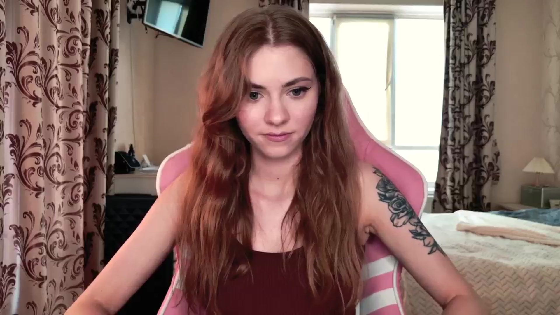 Gallery image thumbnail from VanillaAis_'s myfreecams stream on, 06/30/2024, 14:34 image 17 of 20