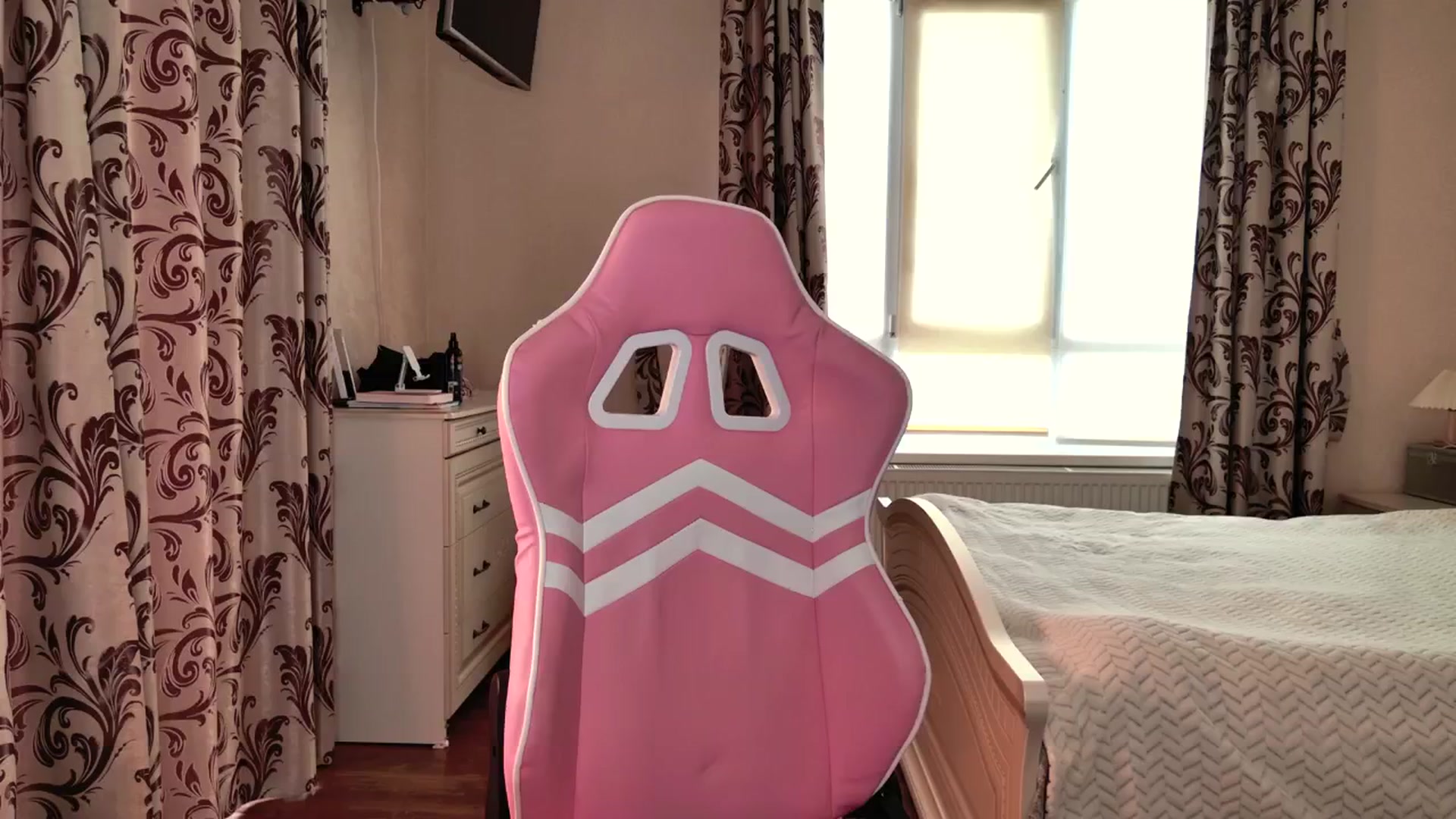 Gallery image thumbnail from VanillaAis_'s myfreecams stream on, 07/03/2024, 12:54 image 10 of 20