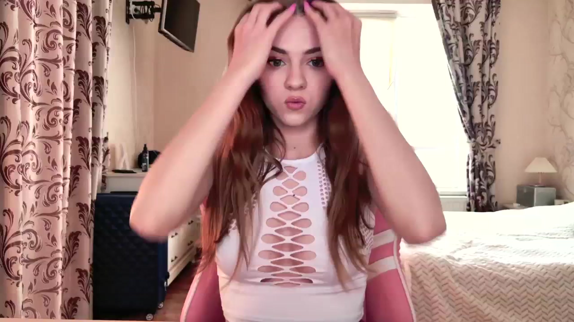Gallery image thumbnail from VanillaAis_'s myfreecams stream on, 07/10/2024, 16:06 image 9 of 20