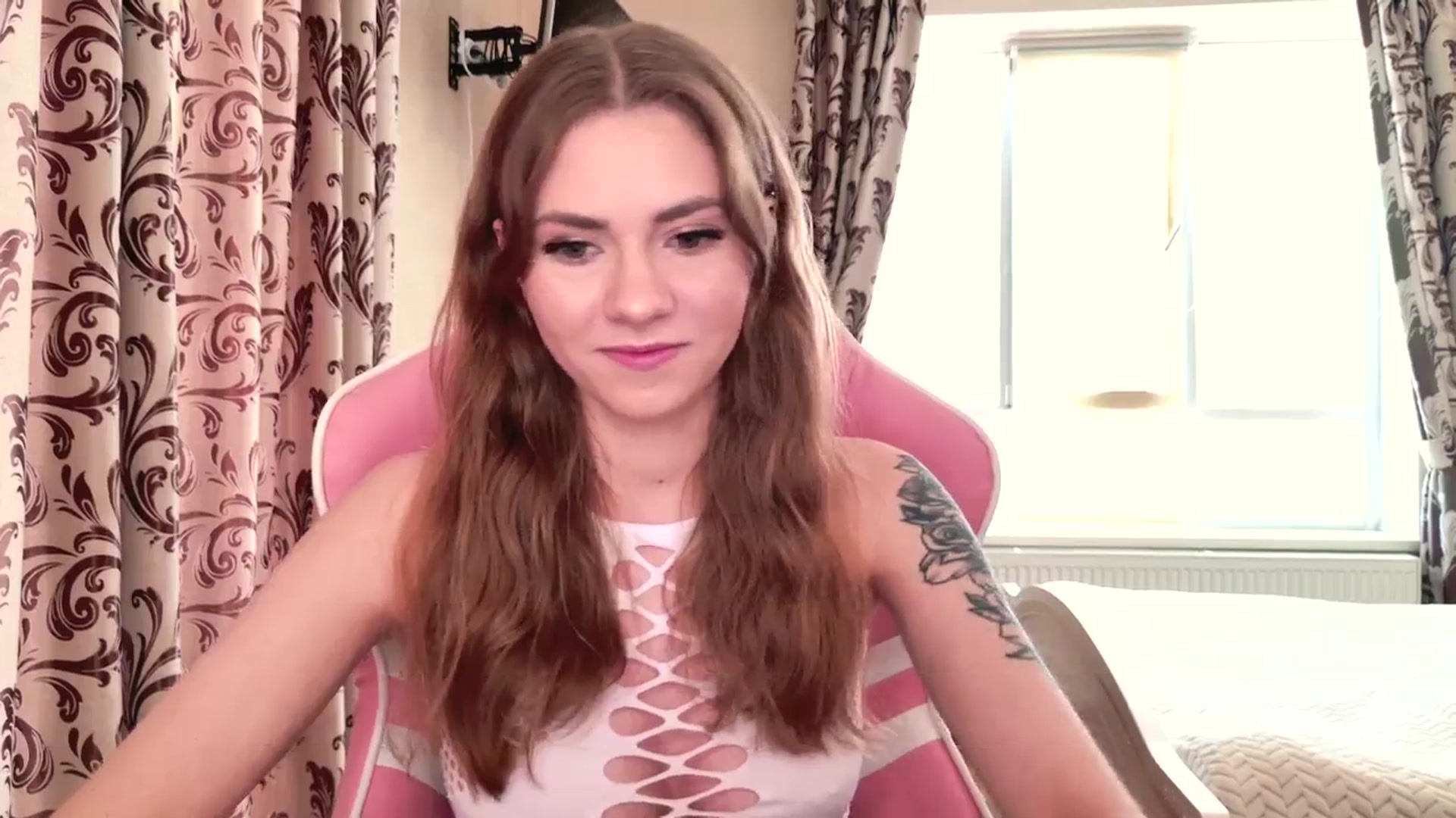 Gallery image thumbnail from VanillaAis_'s myfreecams stream on, 08/21/2024, 13:51 image 6 of 20
