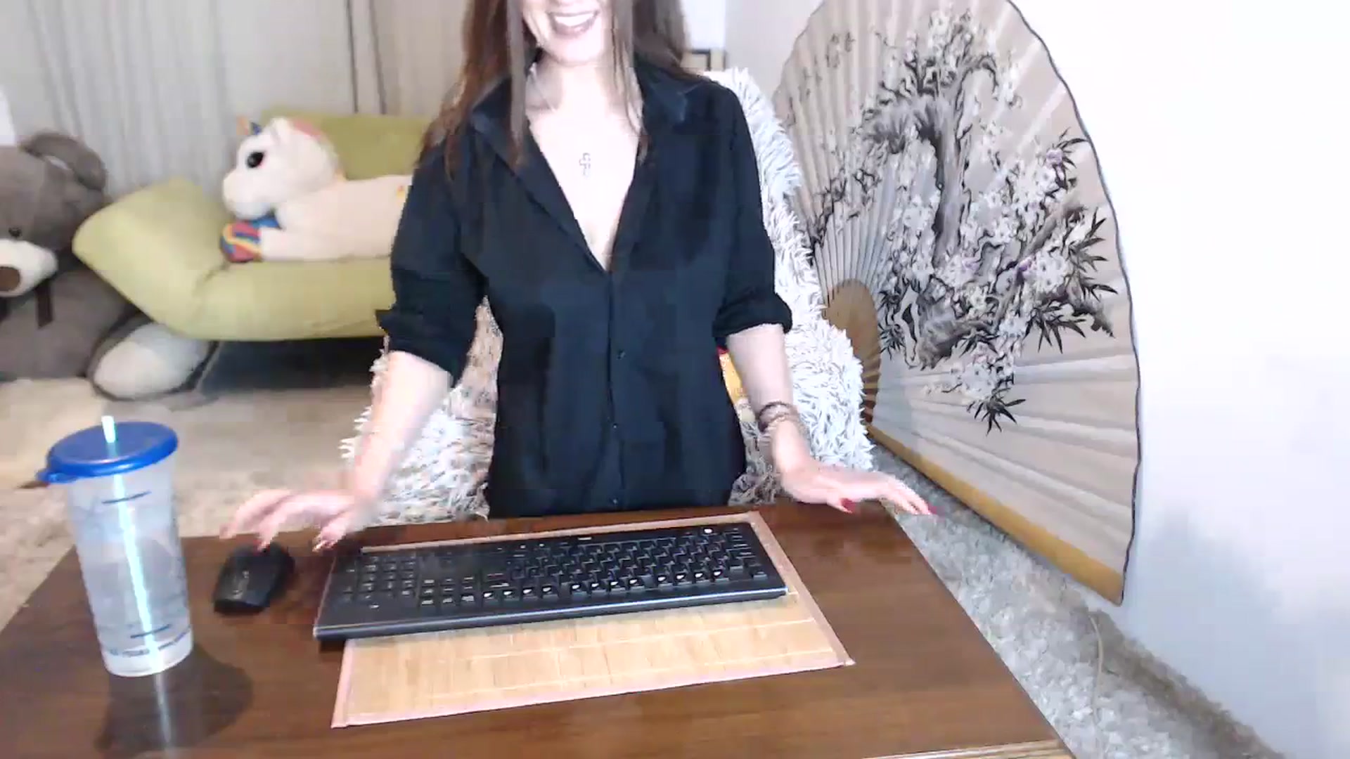 Gallery image thumbnail from Vanilla_Dream's myfreecams stream on, 09/25/2023, 01:45 image 10 of 20