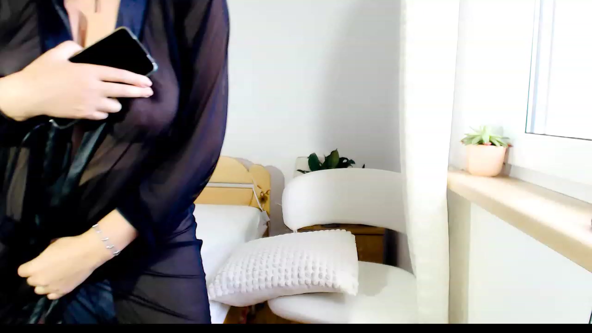 Gallery image thumbnail from Vanillawin's myfreecams stream on, 09/23/2023, 13:06 image 7 of 20