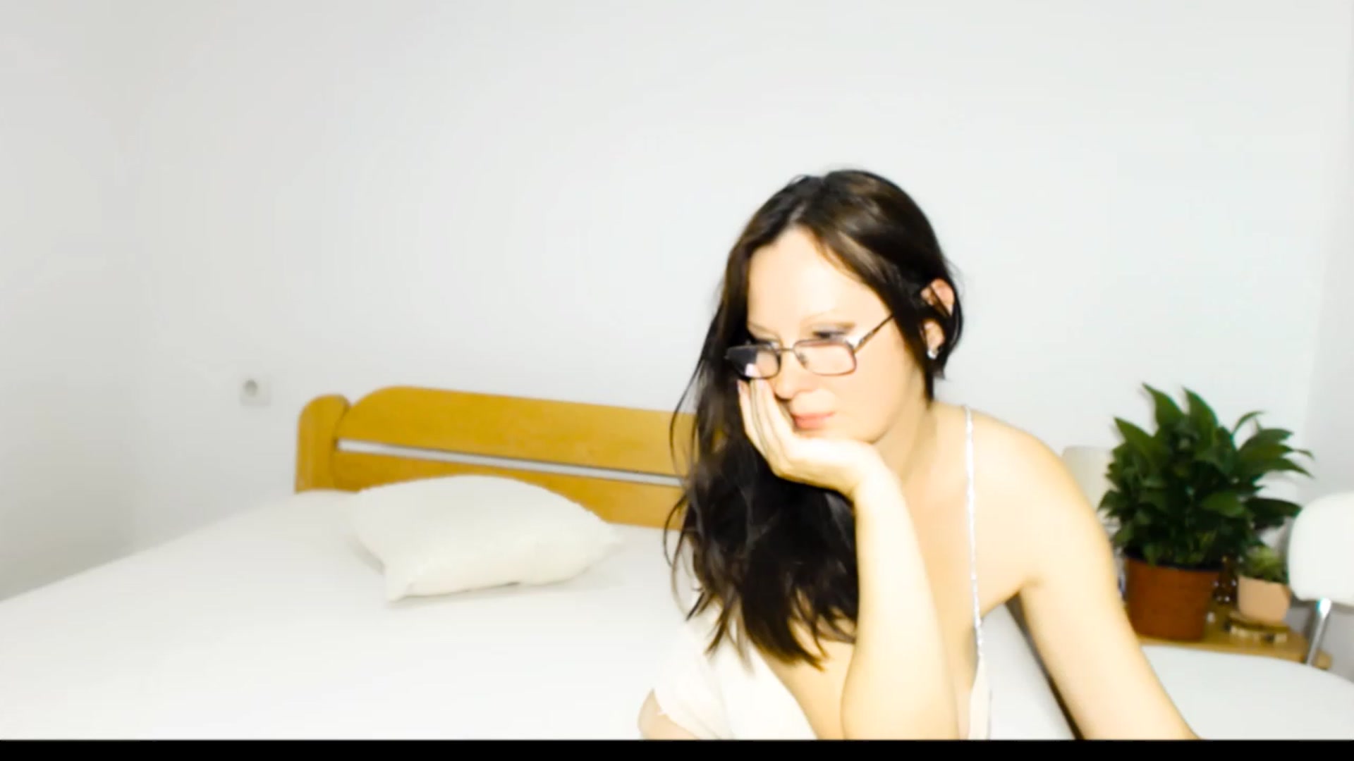 Gallery image thumbnail from Vanillawin's myfreecams stream on, 12/02/2023, 16:29 image 18 of 20
