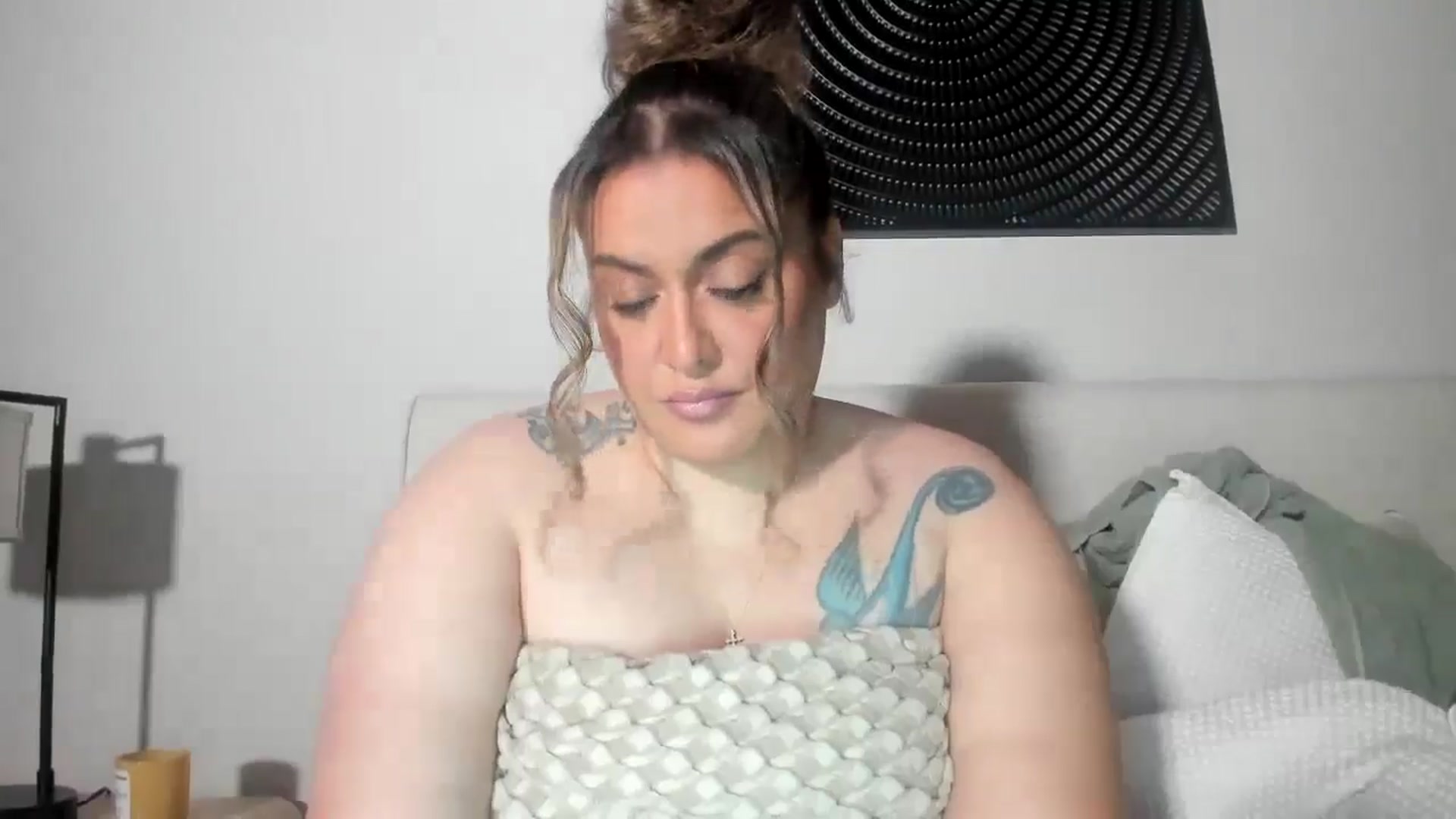 Gallery image thumbnail from VanityKaine's myfreecams stream on, 07/08/2025, 14:26 image 2 of 20