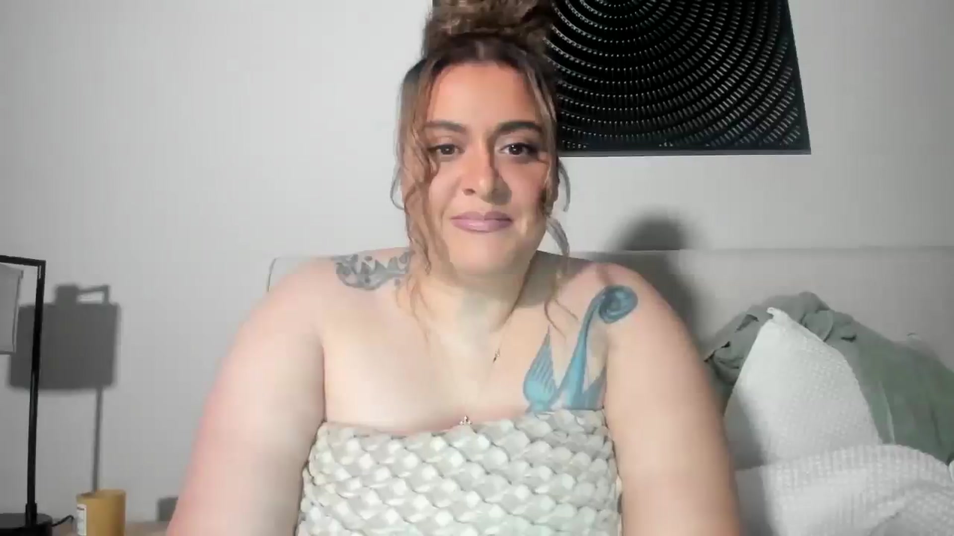 Gallery image thumbnail from VanityKaine's myfreecams stream on, 07/08/2025, 14:26 image 18 of 20