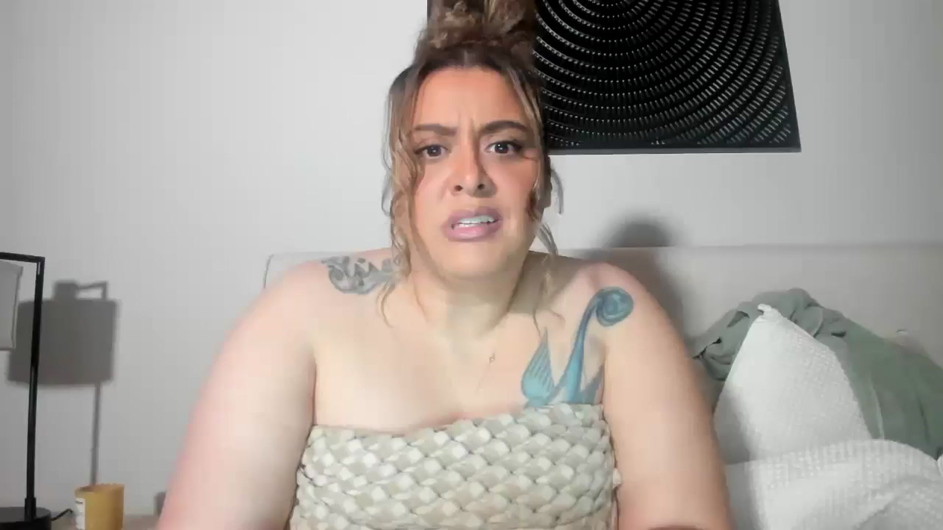Gallery image thumbnail from VanityKaine's myfreecams stream on, 07/08/2025, 14:26 image 11 of 20