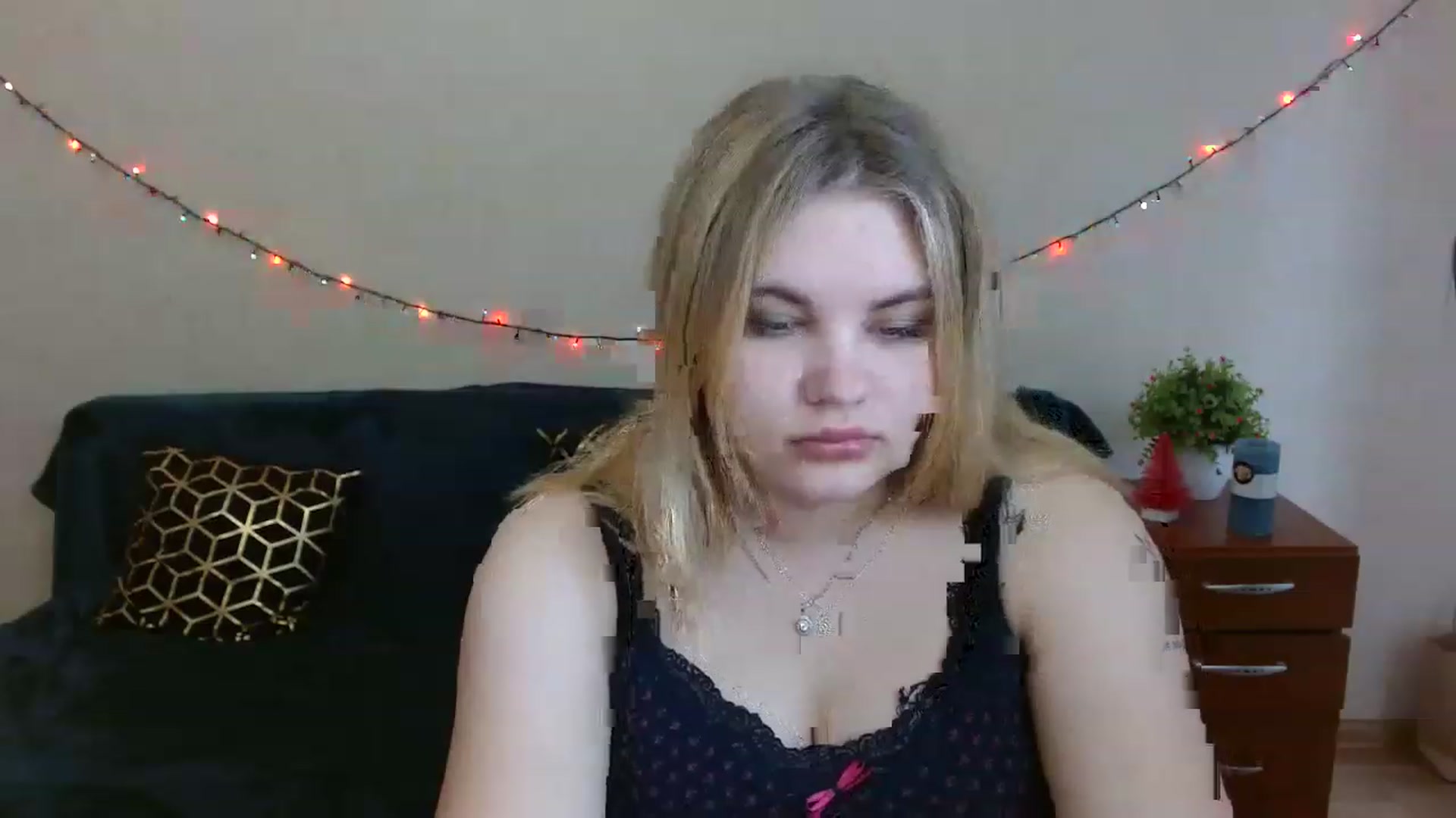 Gallery image thumbnail from Vannillaa's myfreecams stream on, 05/01/2023, 13:09 image 4 of 20