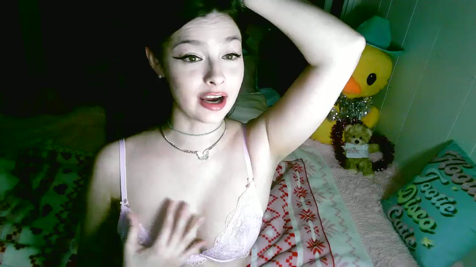 Gallery image thumbnail from VantaBee's myfreecams stream on, 02/14/2026, 06:33 image 6 of 20