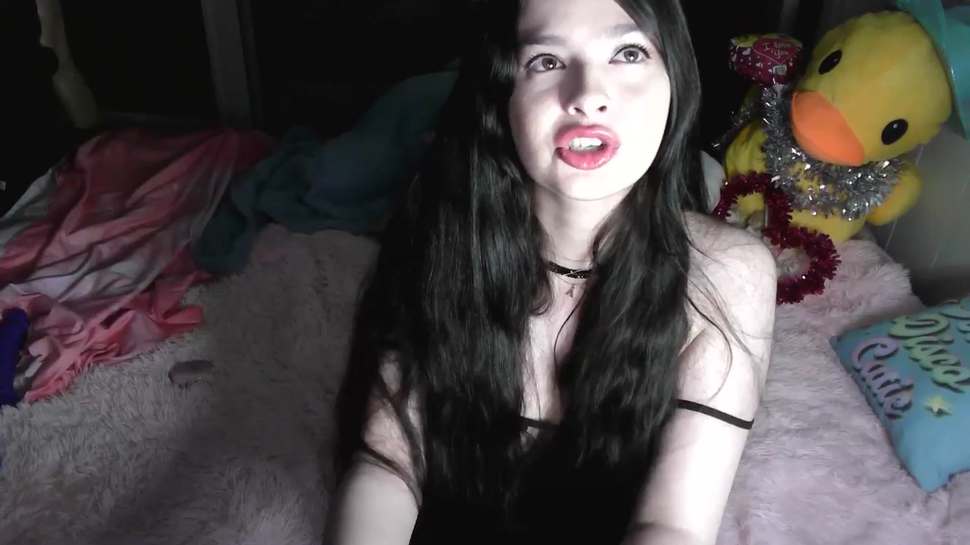 Gallery image thumbnail from VantaBee's myfreecams stream on, 03/07/2026, 07:10 image 10 of 20