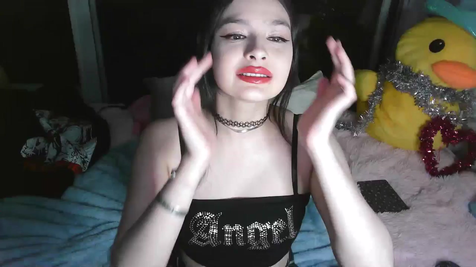 Gallery image thumbnail from VantaBee's myfreecams stream on, 04/25/2026, 06:21 image 1 of 20