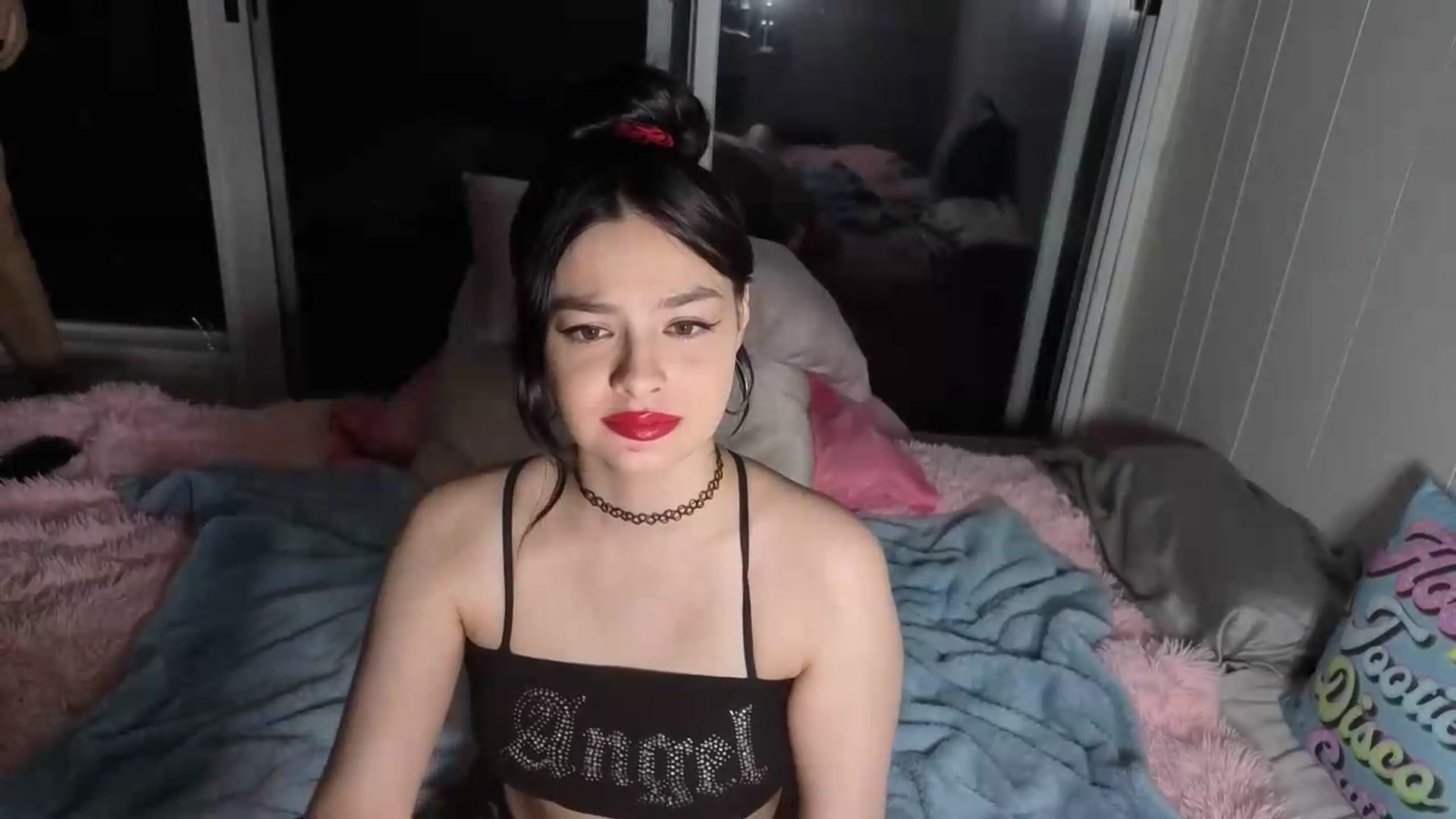 Gallery image thumbnail from VantaBee's myfreecams stream on, 05/30/2026, 05:07 image 7 of 20