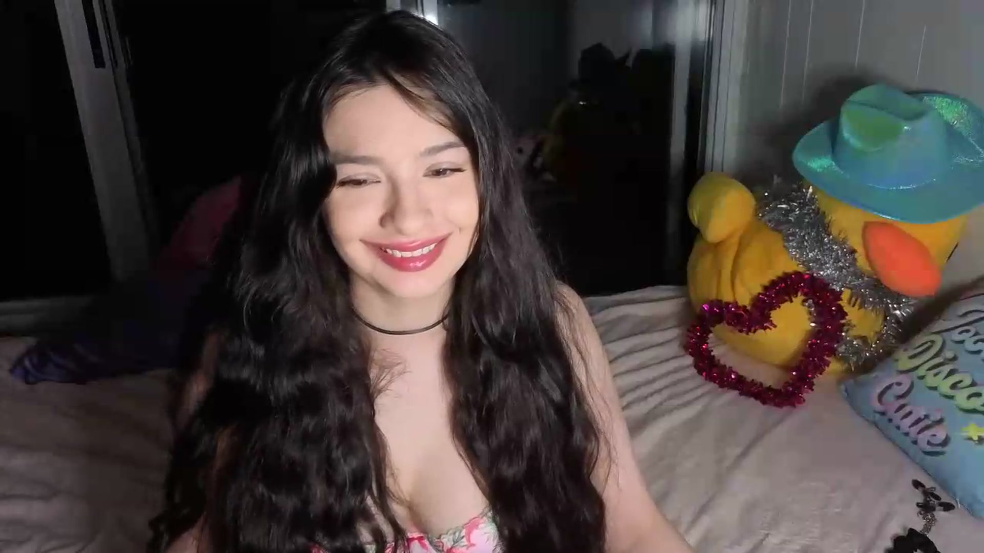 Gallery image thumbnail from VantaBee's myfreecams stream on, 07/18/2026, 05:46 image 2 of 20