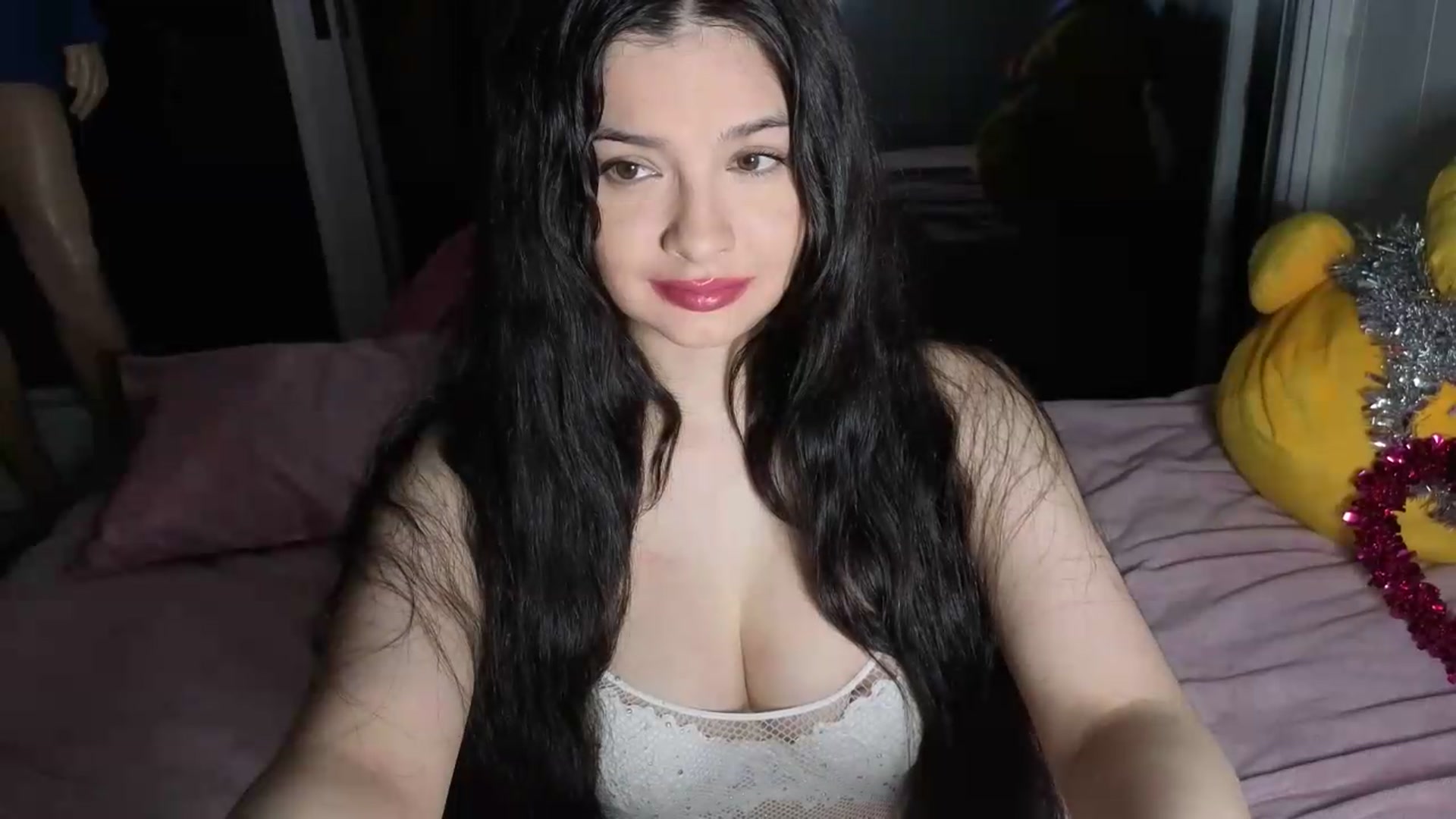 Gallery image thumbnail from VantaBee's myfreecams stream on, 08/08/2026, 05:09 image 3 of 20