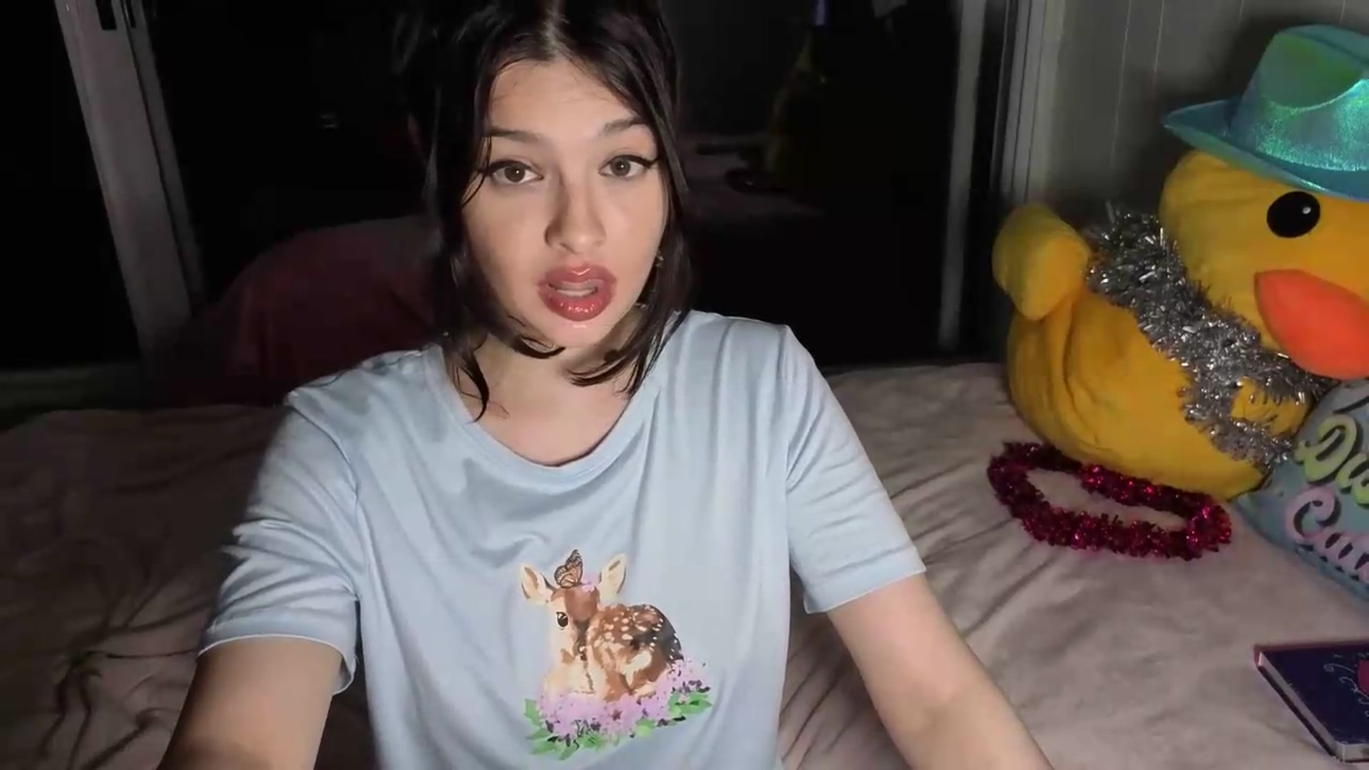 Gallery image thumbnail from VantaBee's myfreecams stream on, 08/27/2026, 04:14 image 2 of 20