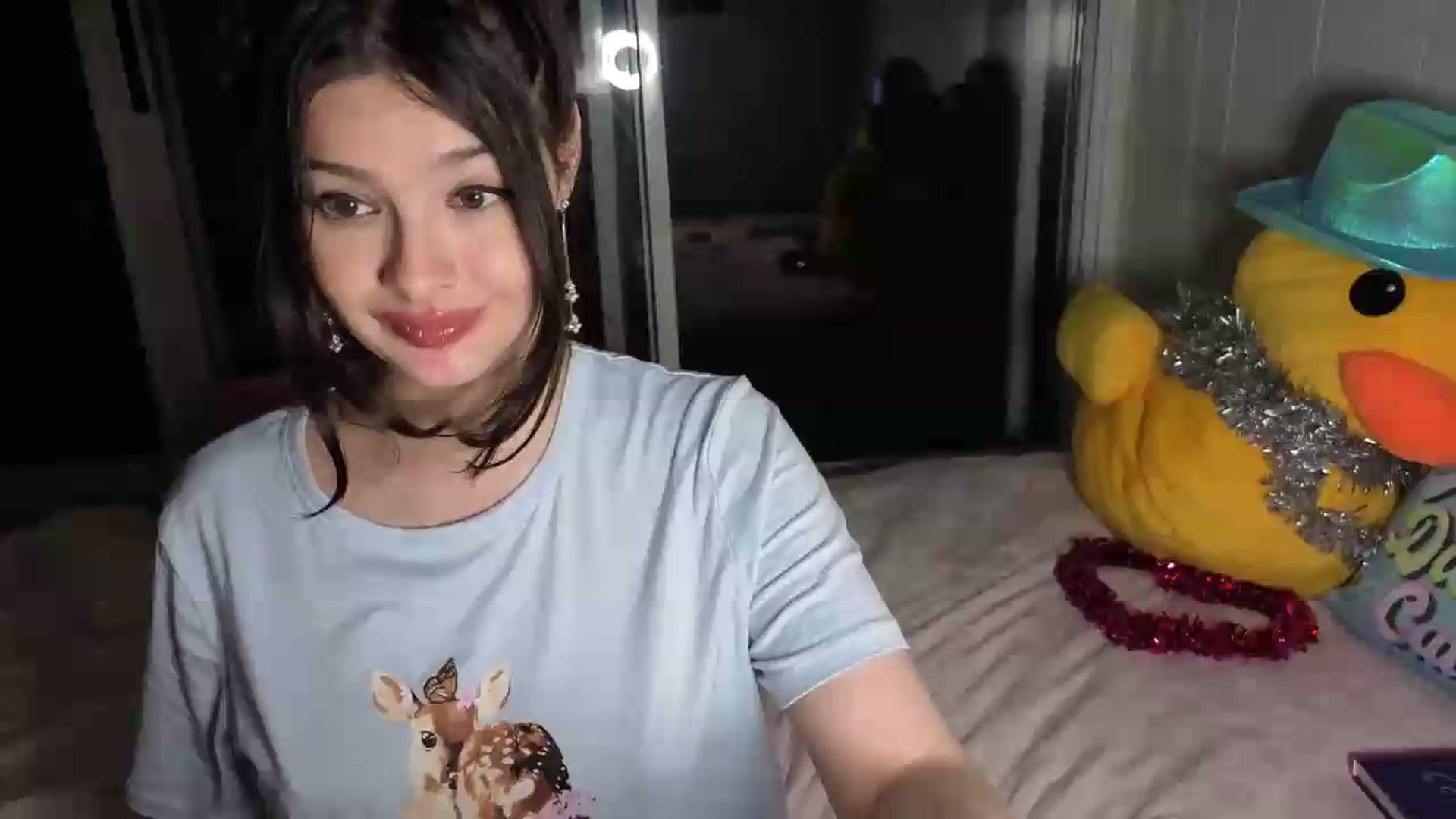 Gallery image thumbnail from VantaBee's myfreecams stream on, 08/27/2026, 04:14 image 11 of 20
