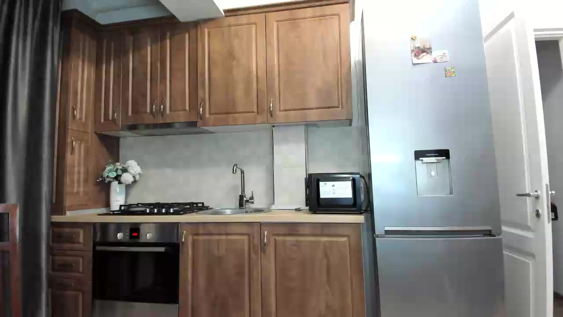 Gallery image thumbnail from VanyaMavren's myfreecams stream on, 08/19/2026, 19:06 image 19 of 20