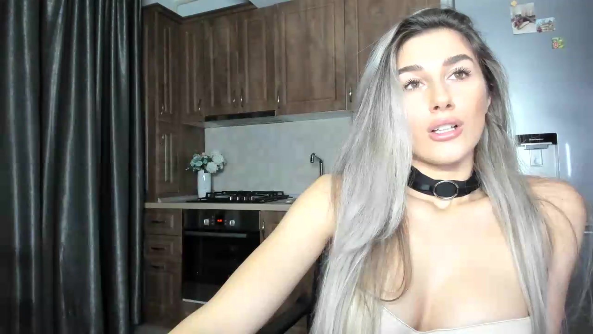 Gallery image thumbnail from VanyaMavren's myfreecams stream on, 08/20/2026, 19:49 image 12 of 20