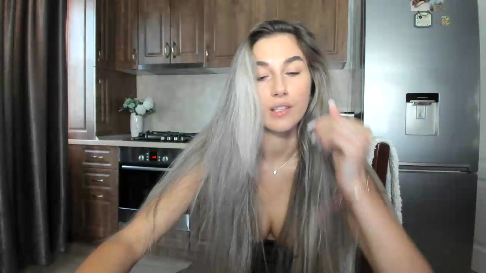 Gallery image thumbnail from VanyaMavren's myfreecams stream on, 09/04/2026, 16:35 image 18 of 20